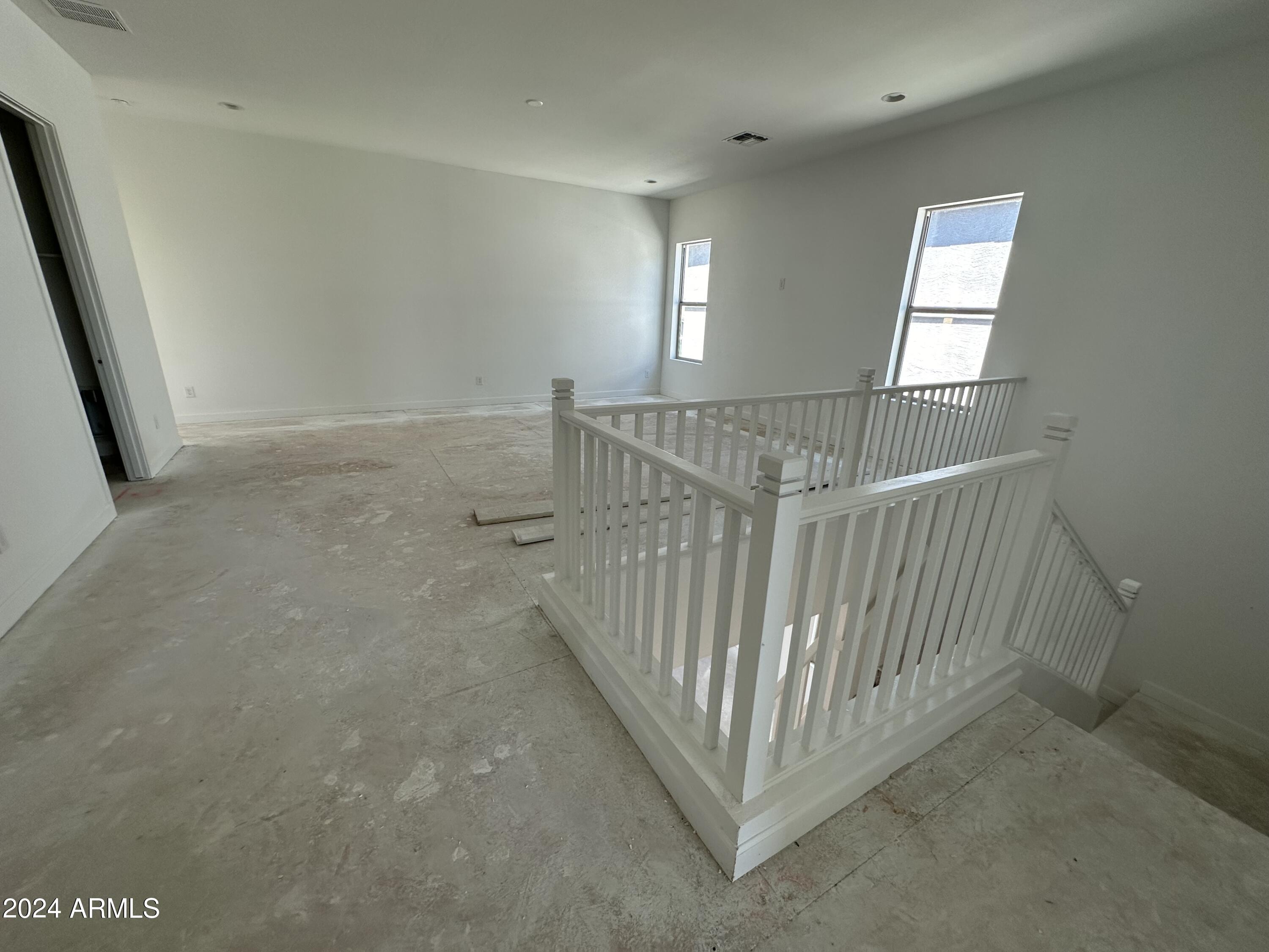 11522 E UTOPIA Avenue