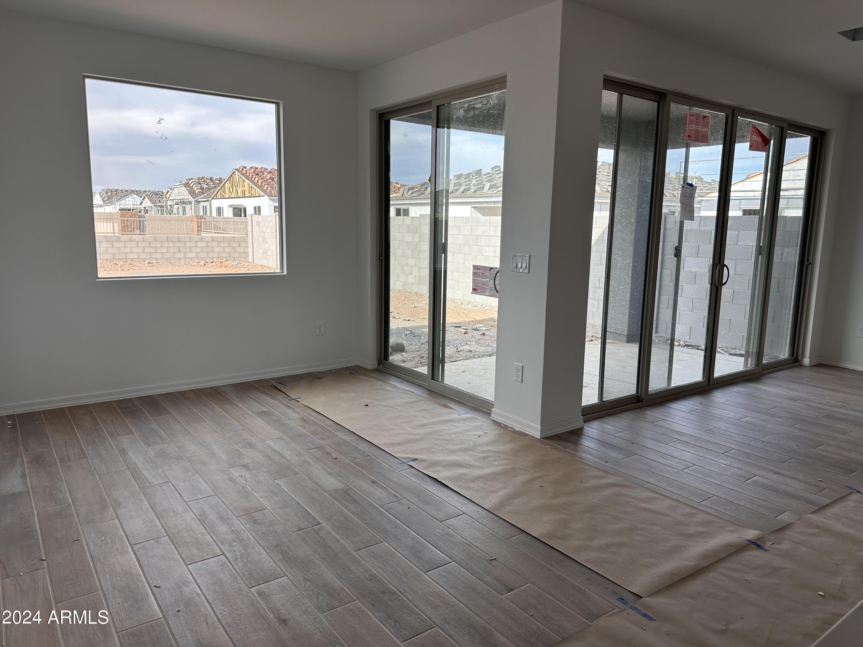 7682 W AVENIDA DEL REY --