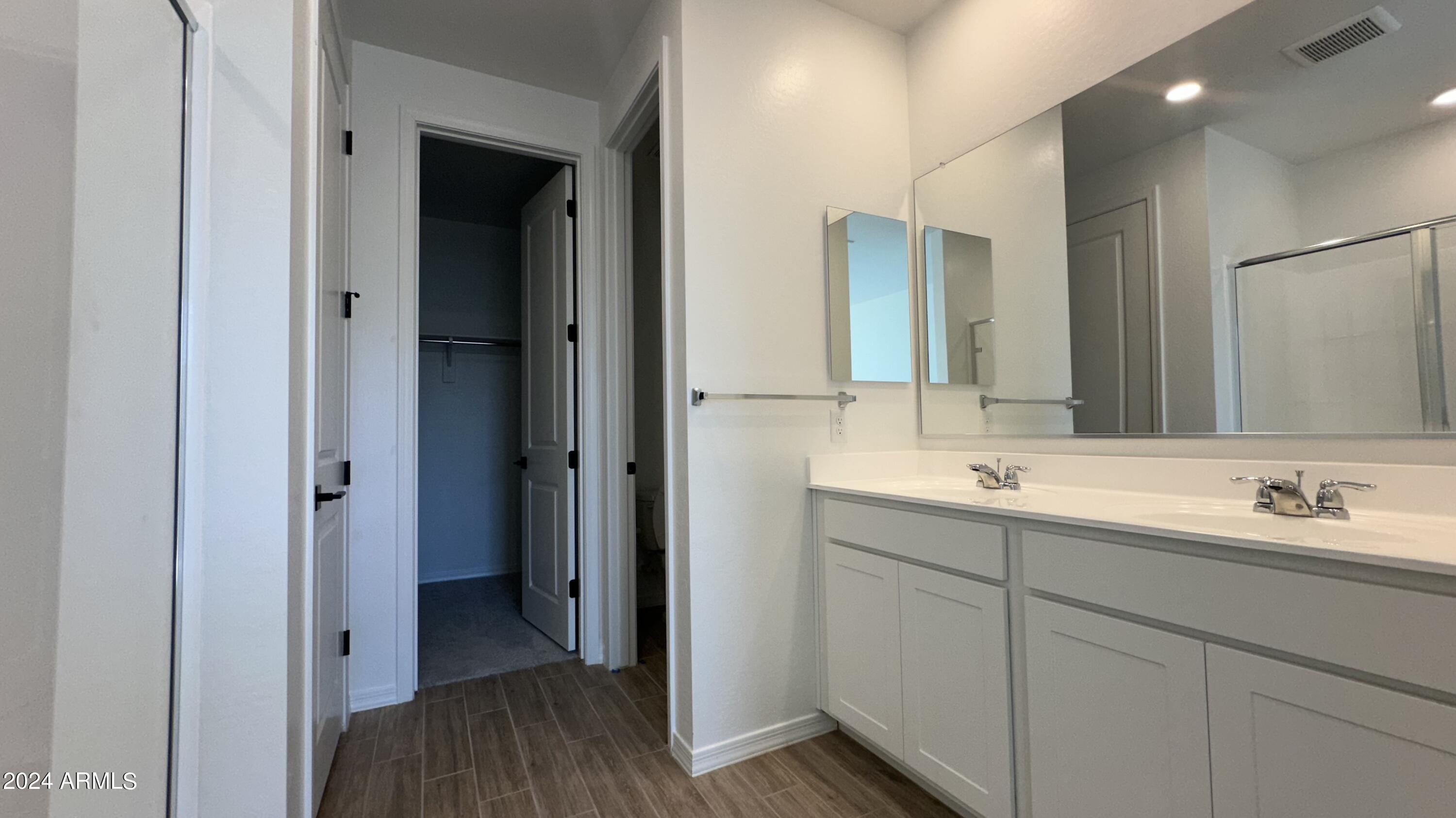 3453 E VALLEYHIGH Trail