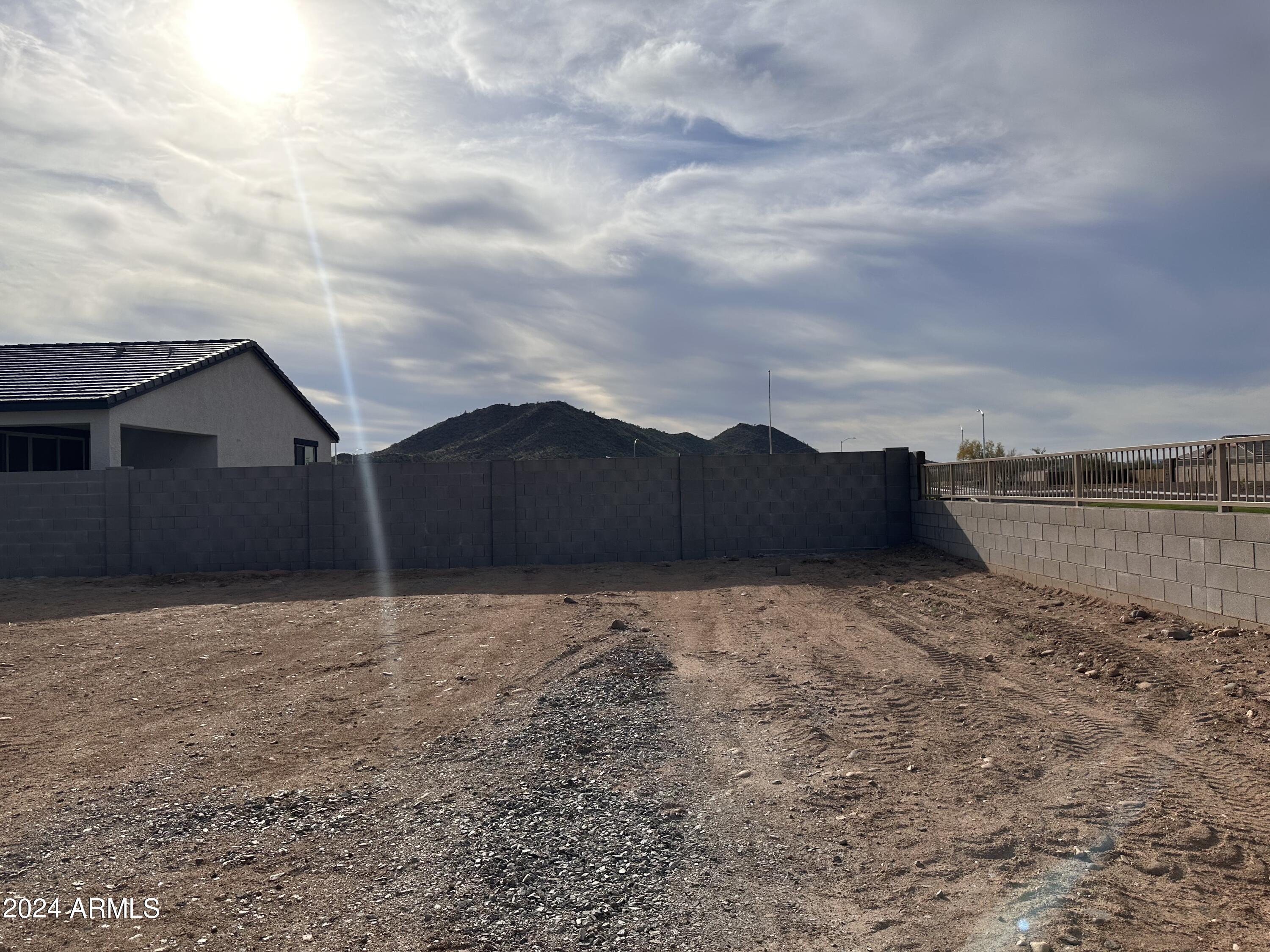 7688 W AVENIDA DEL REY --