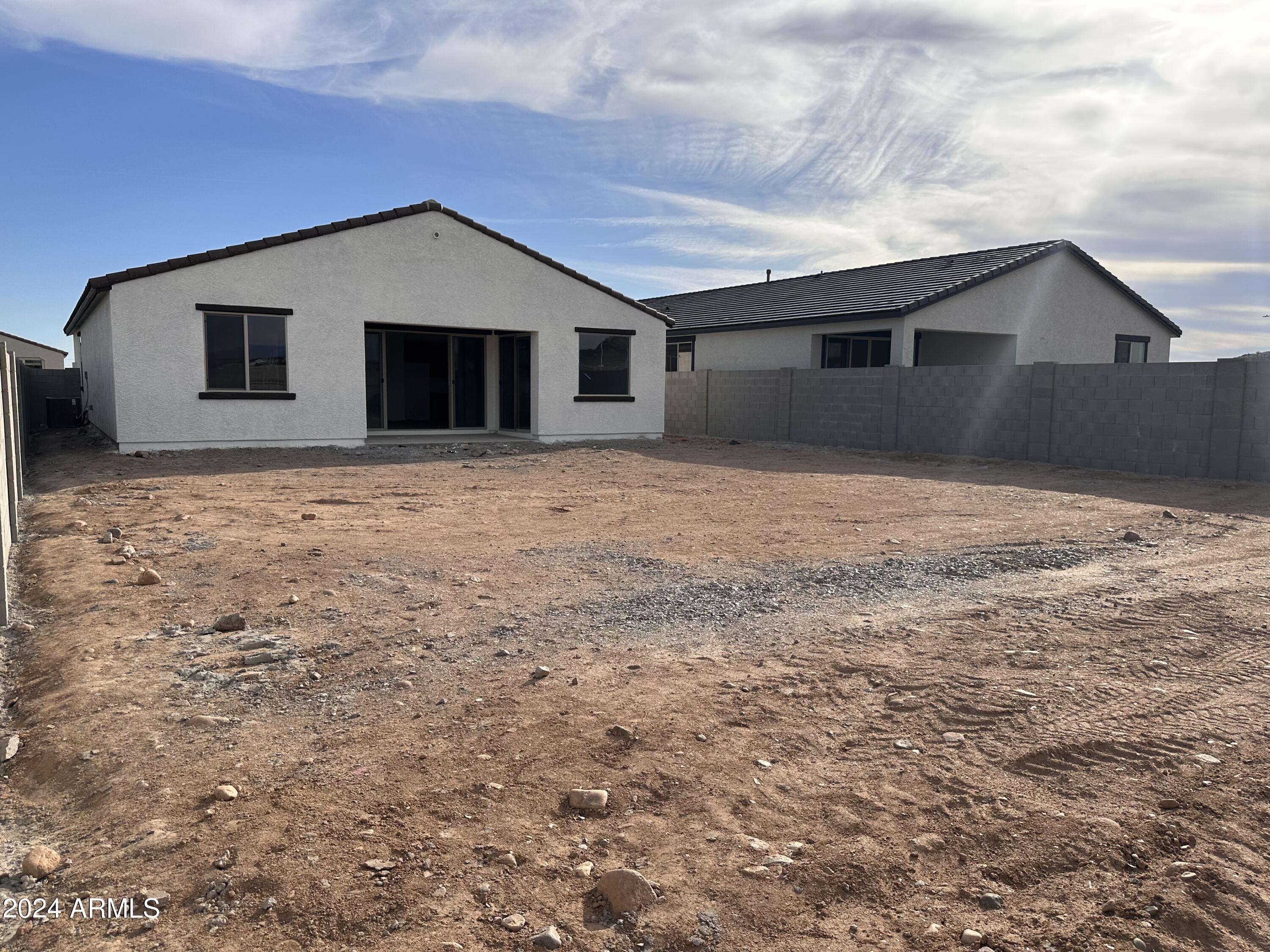 7688 W AVENIDA DEL REY --