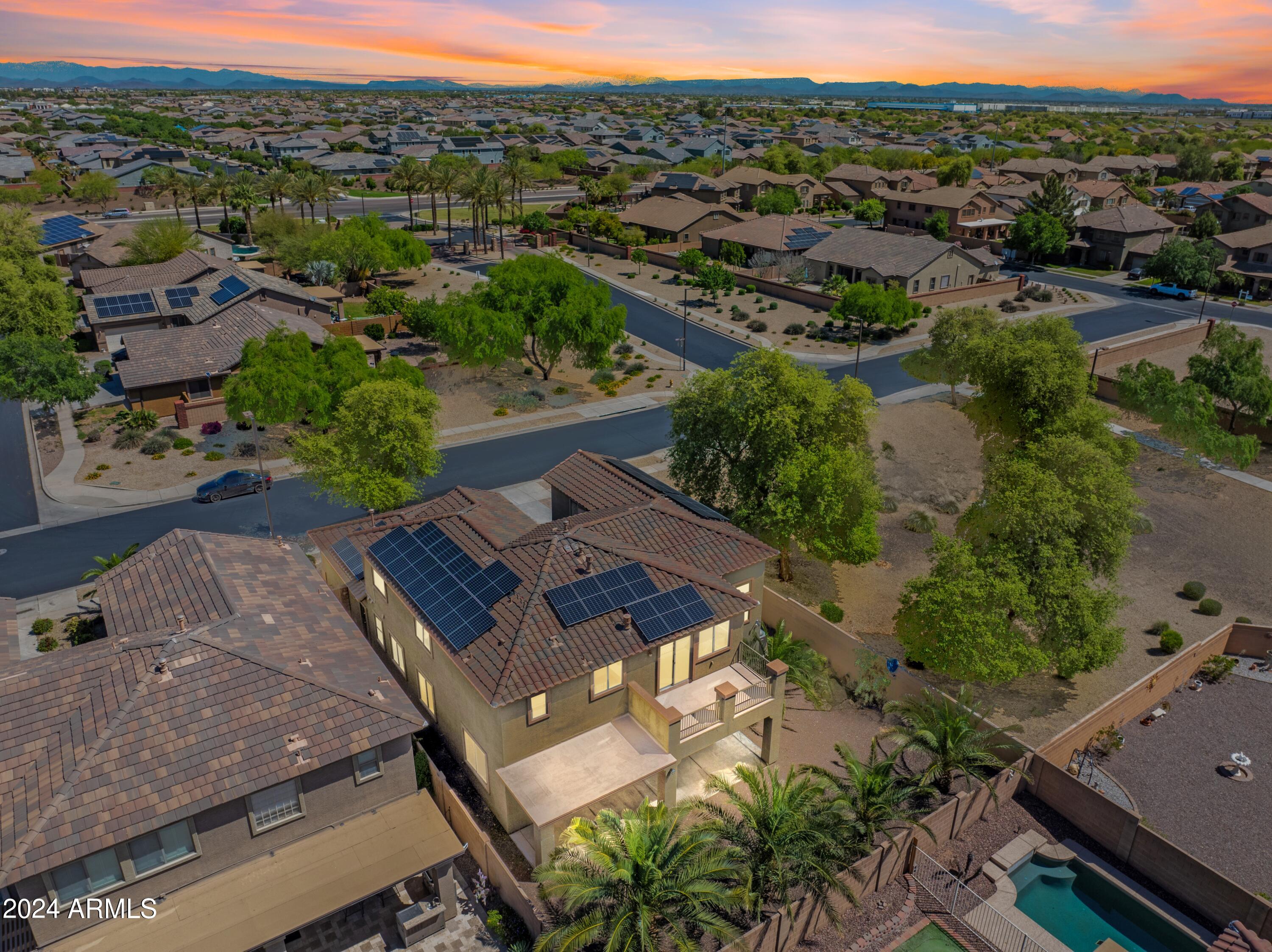 14511 W DESERT HILLS Drive