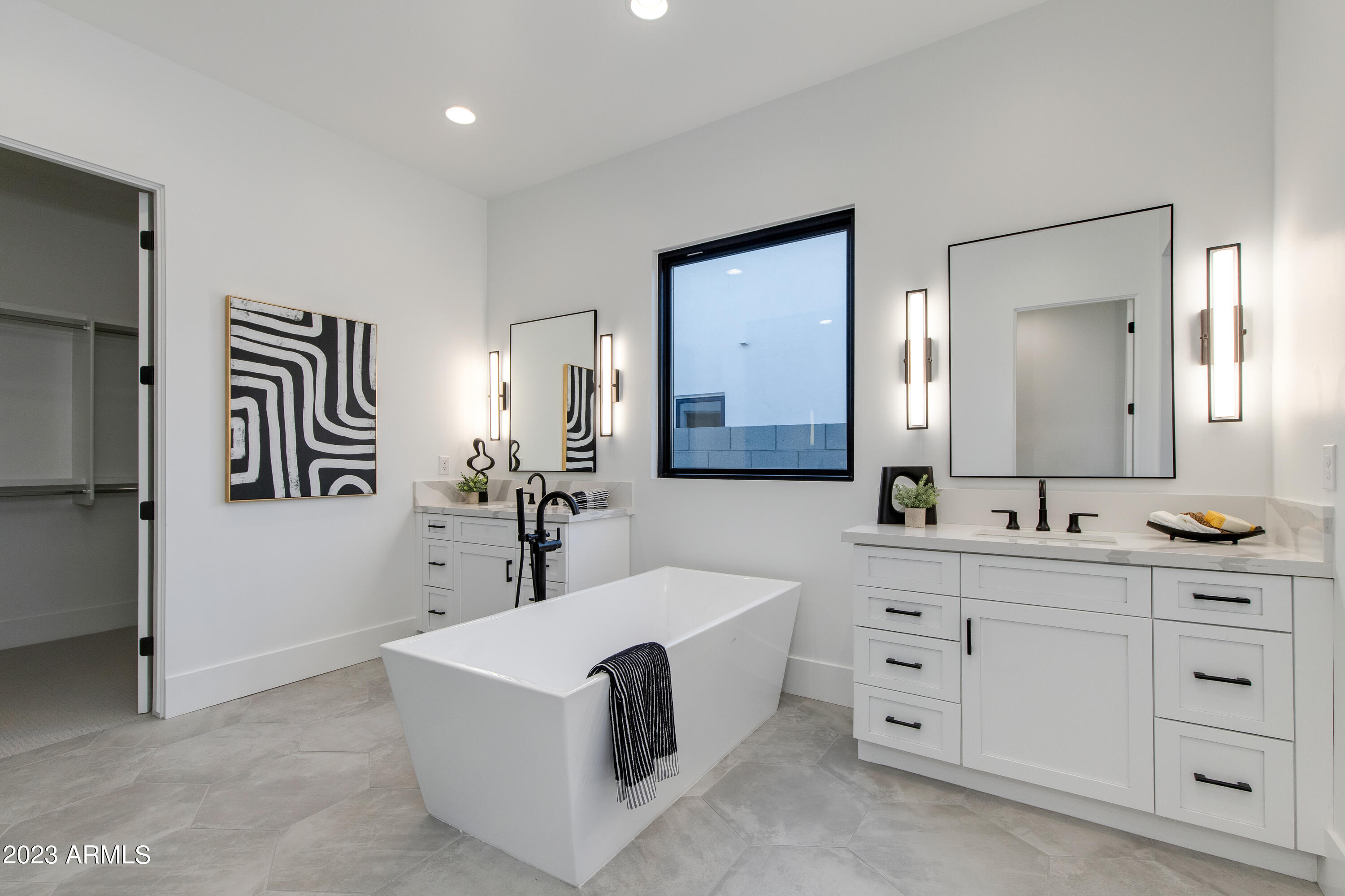 4346 E CHEERY LYNN Road