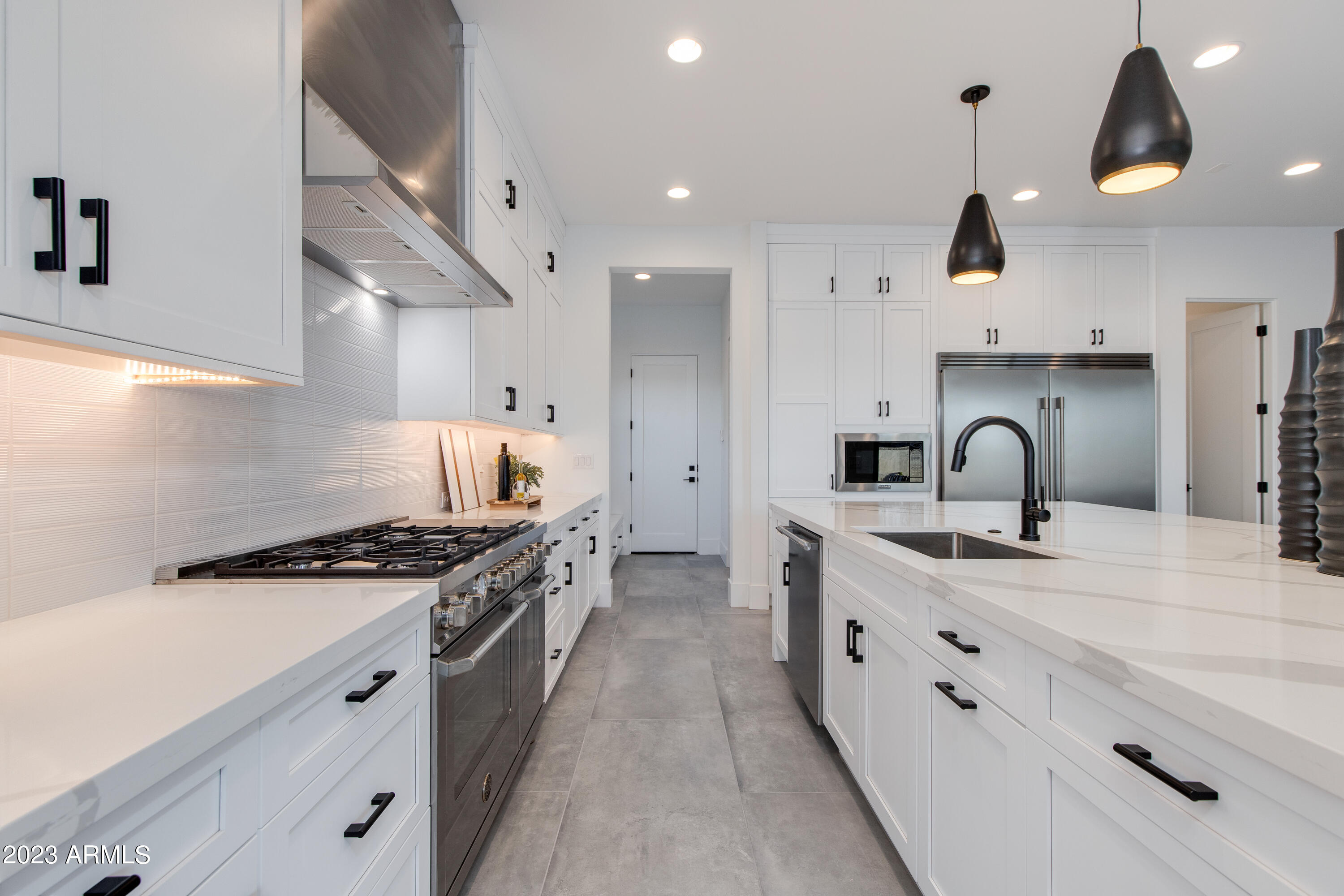 4346 E CHEERY LYNN Road