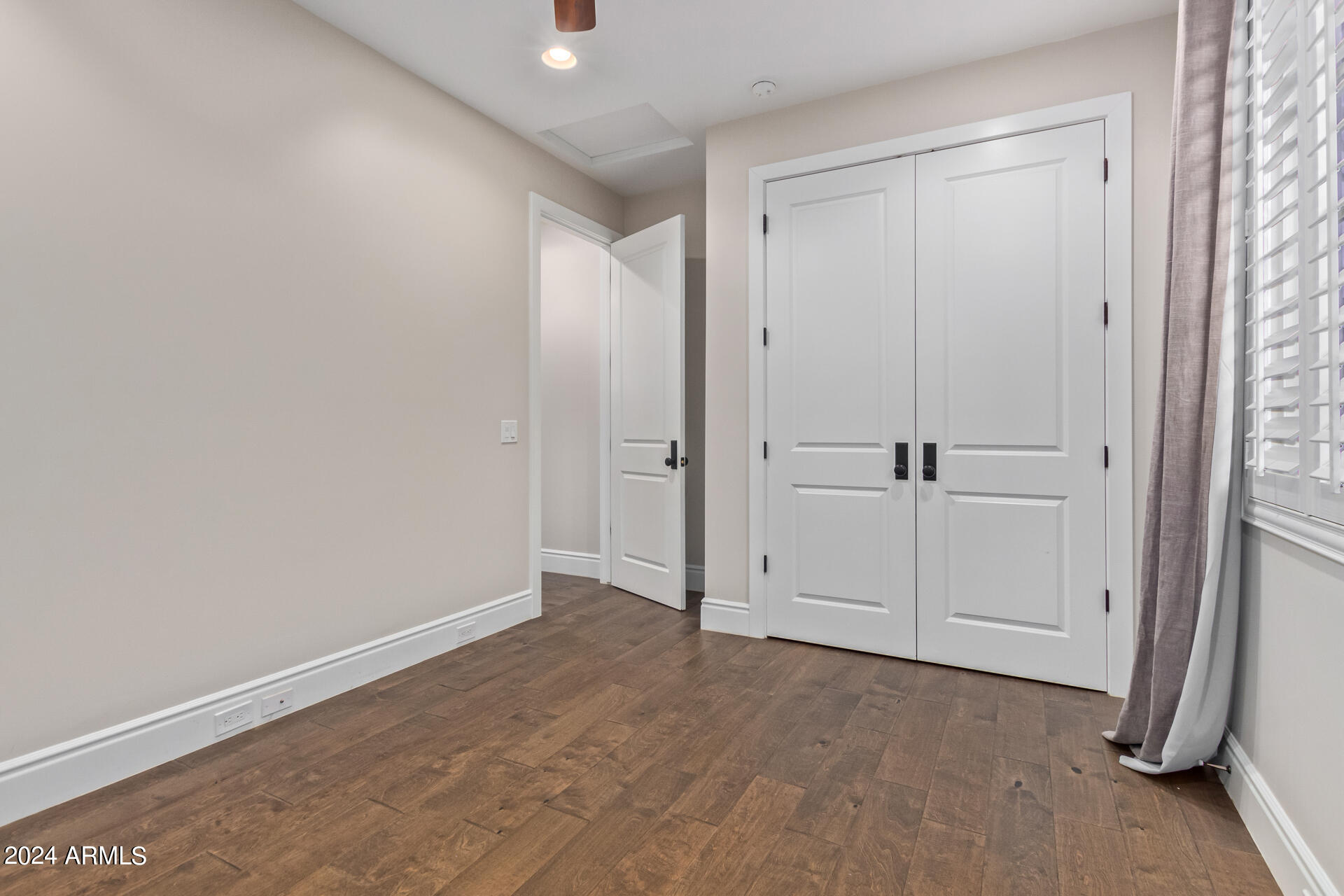 4018 E DEVONSHIRE Avenue