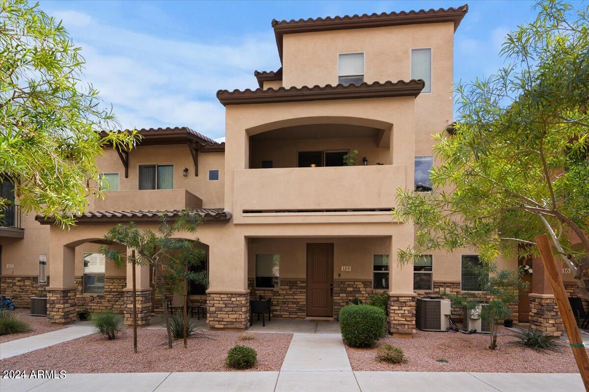 2821 S SKYLINE Drive # 115