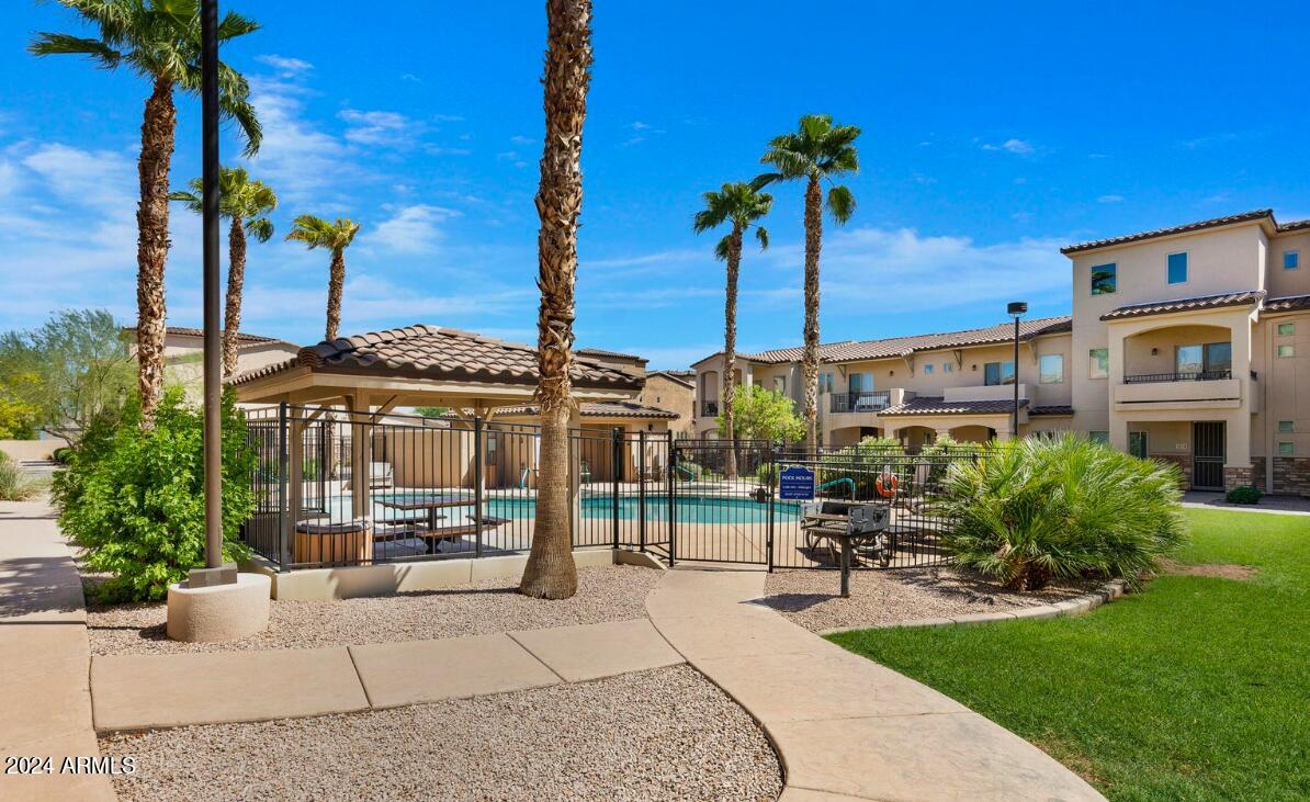 2821 S SKYLINE Drive # 115