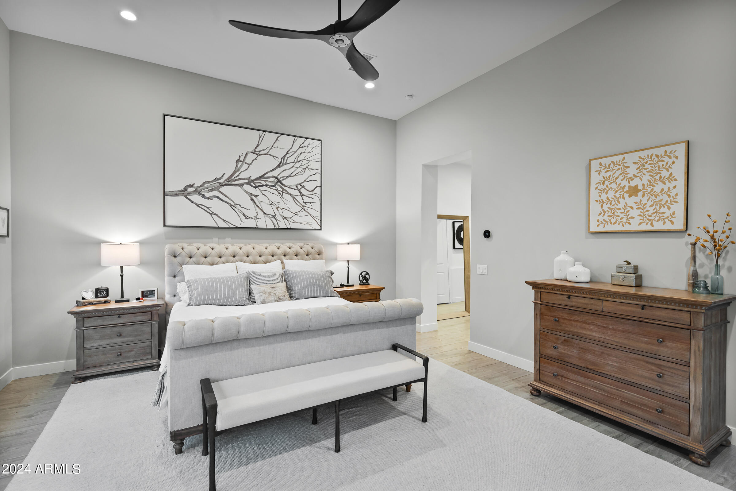 2668 E KINGBIRD Court