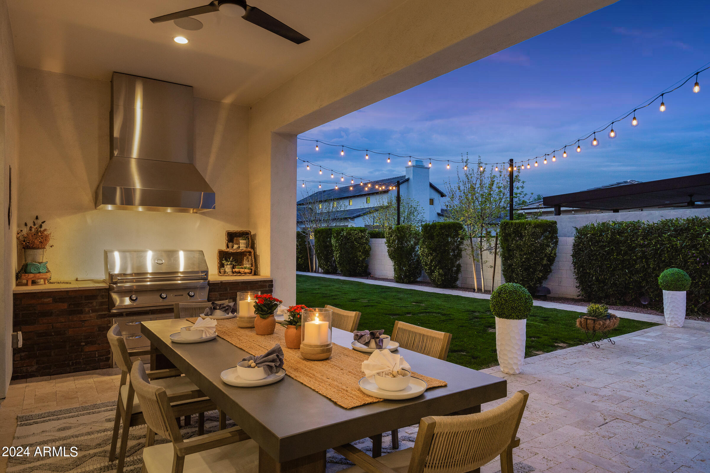 2668 E KINGBIRD Court