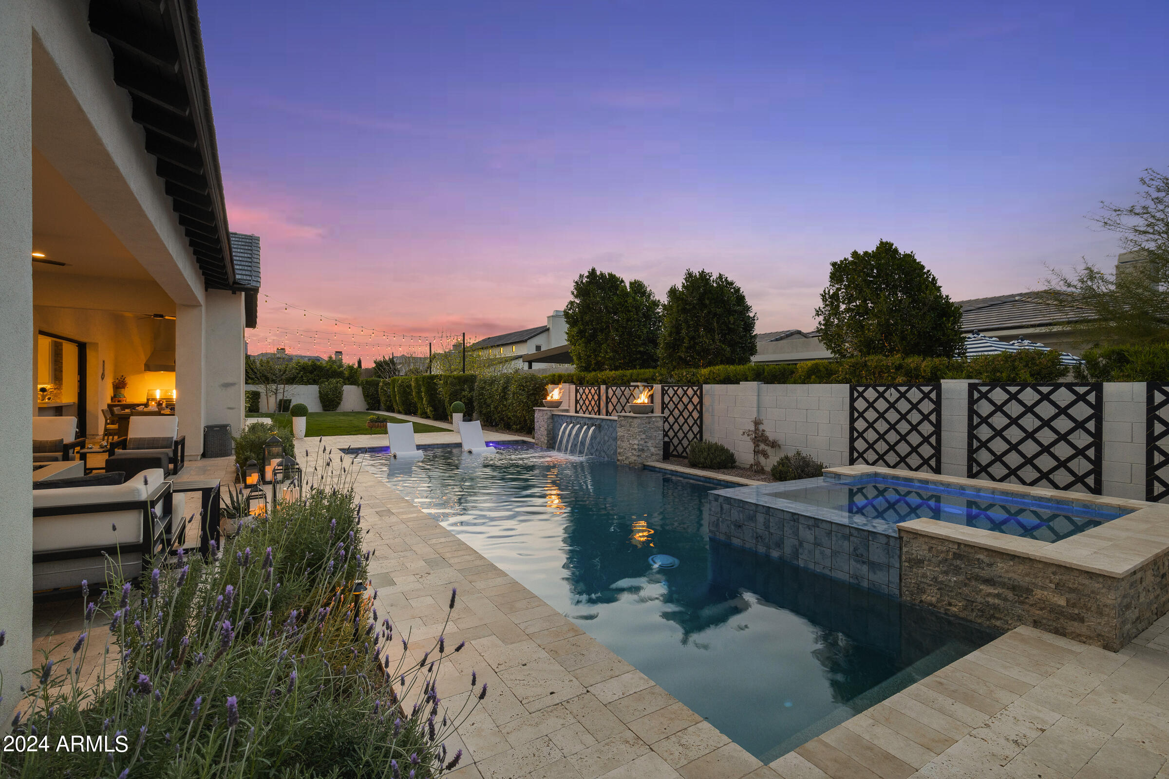 2668 E KINGBIRD Court