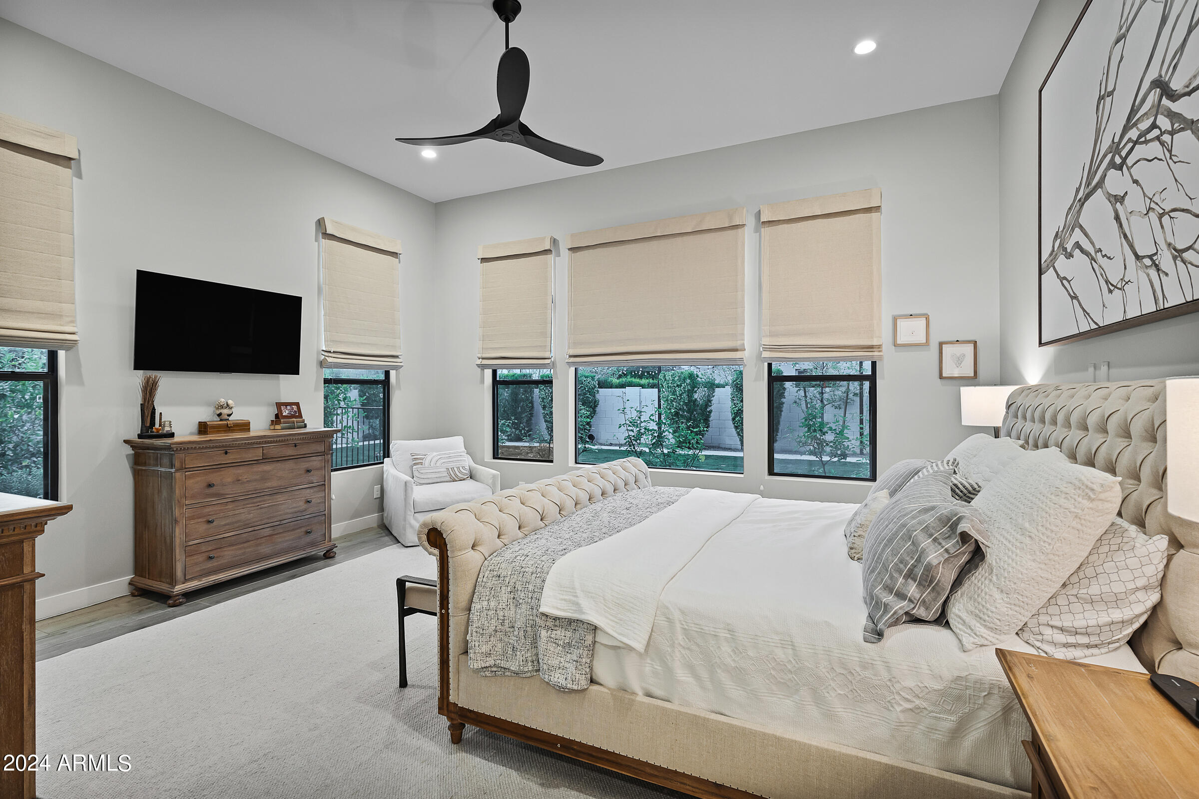 2668 E KINGBIRD Court