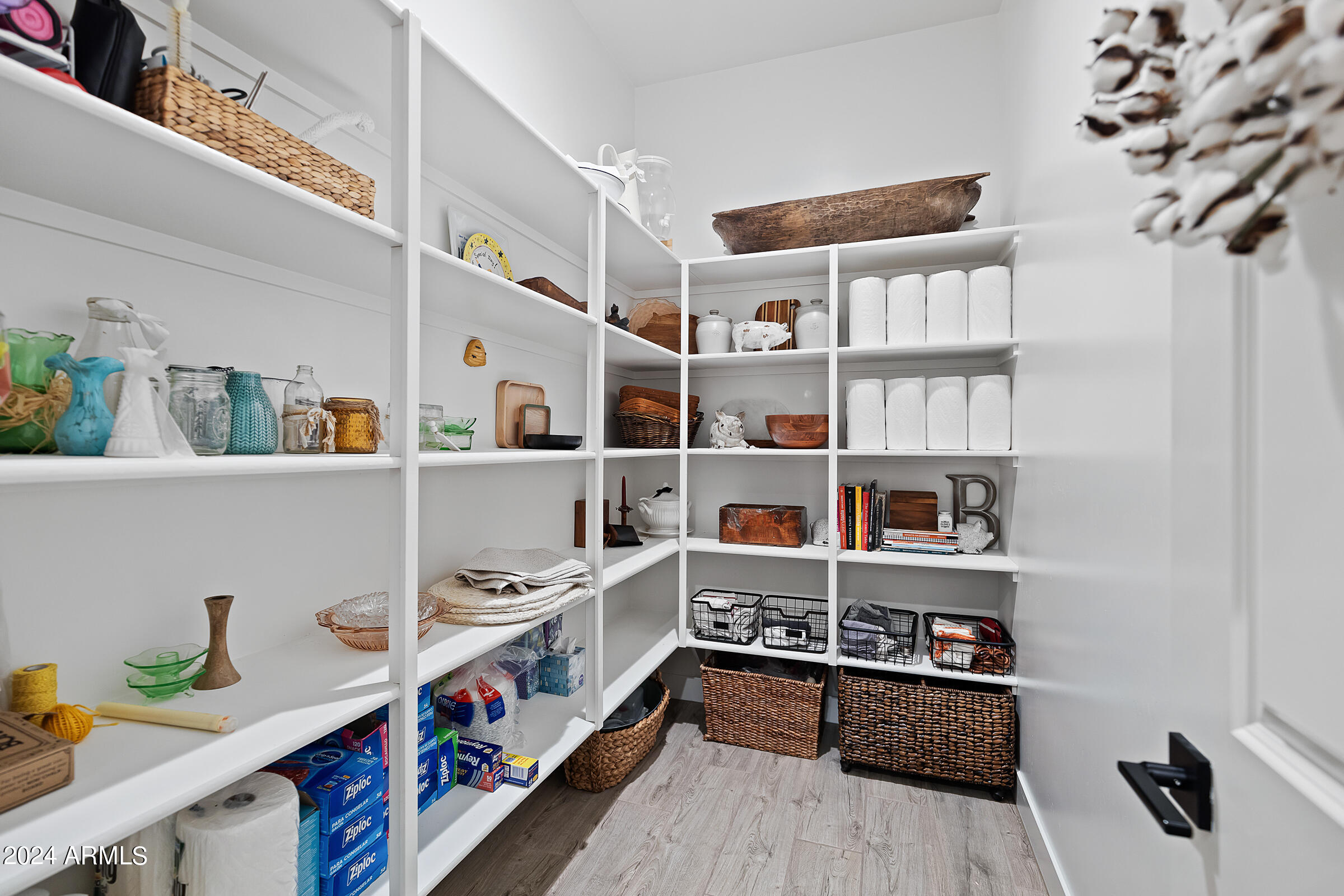 2668 E KINGBIRD Court