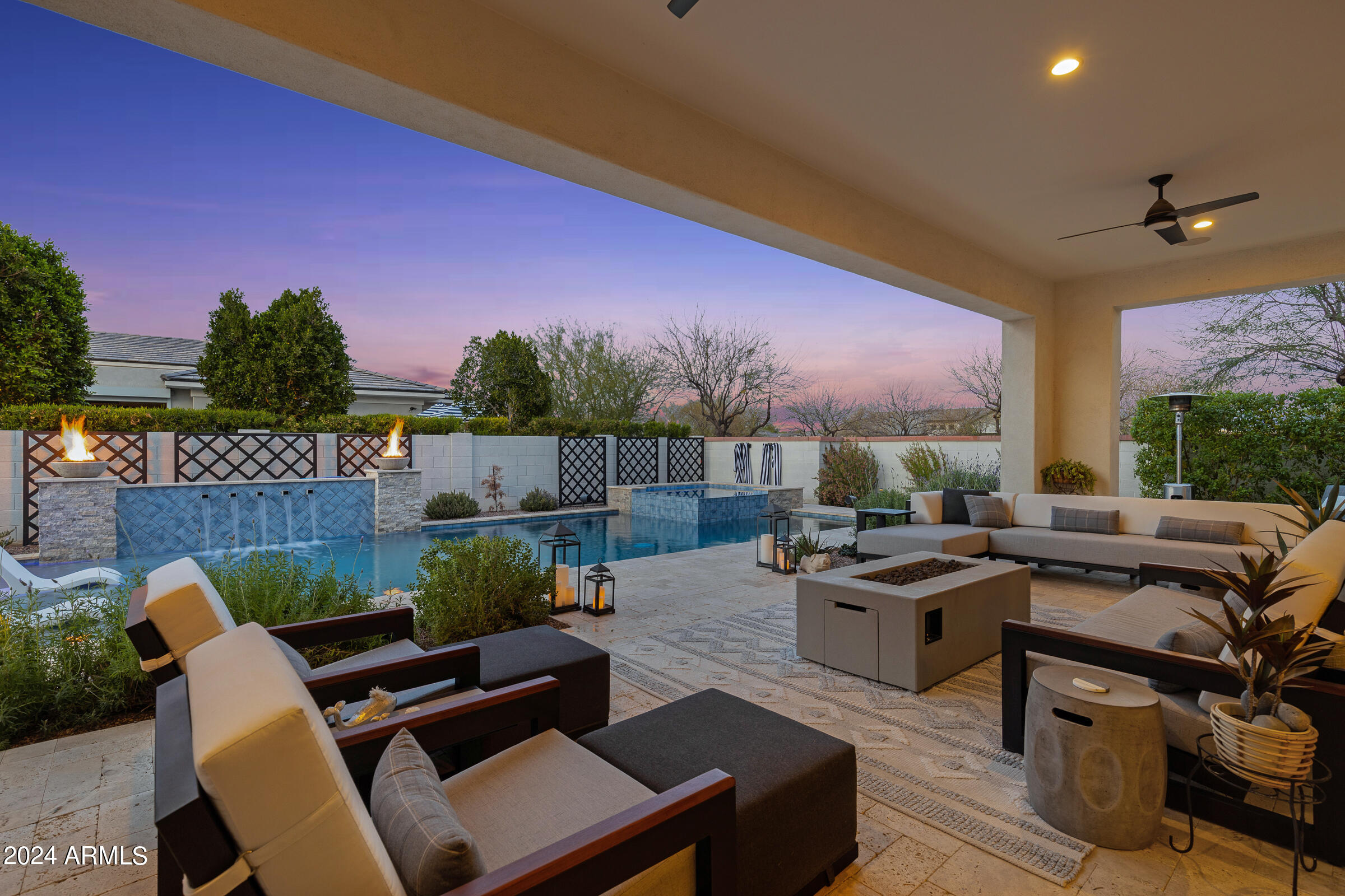 2668 E KINGBIRD Court