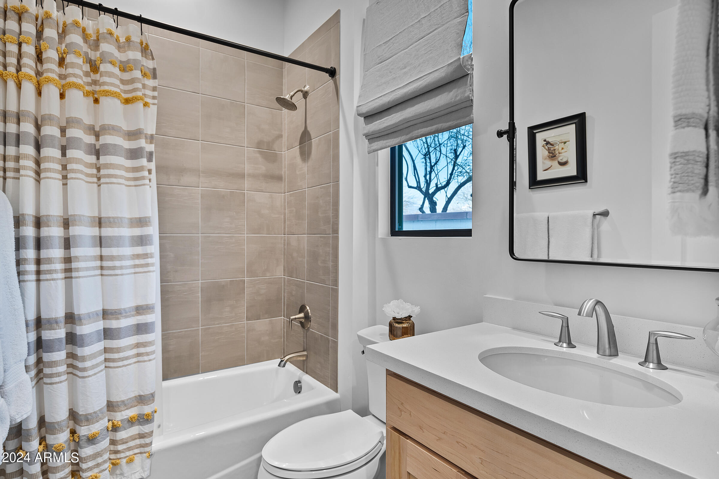 2668 E KINGBIRD Court