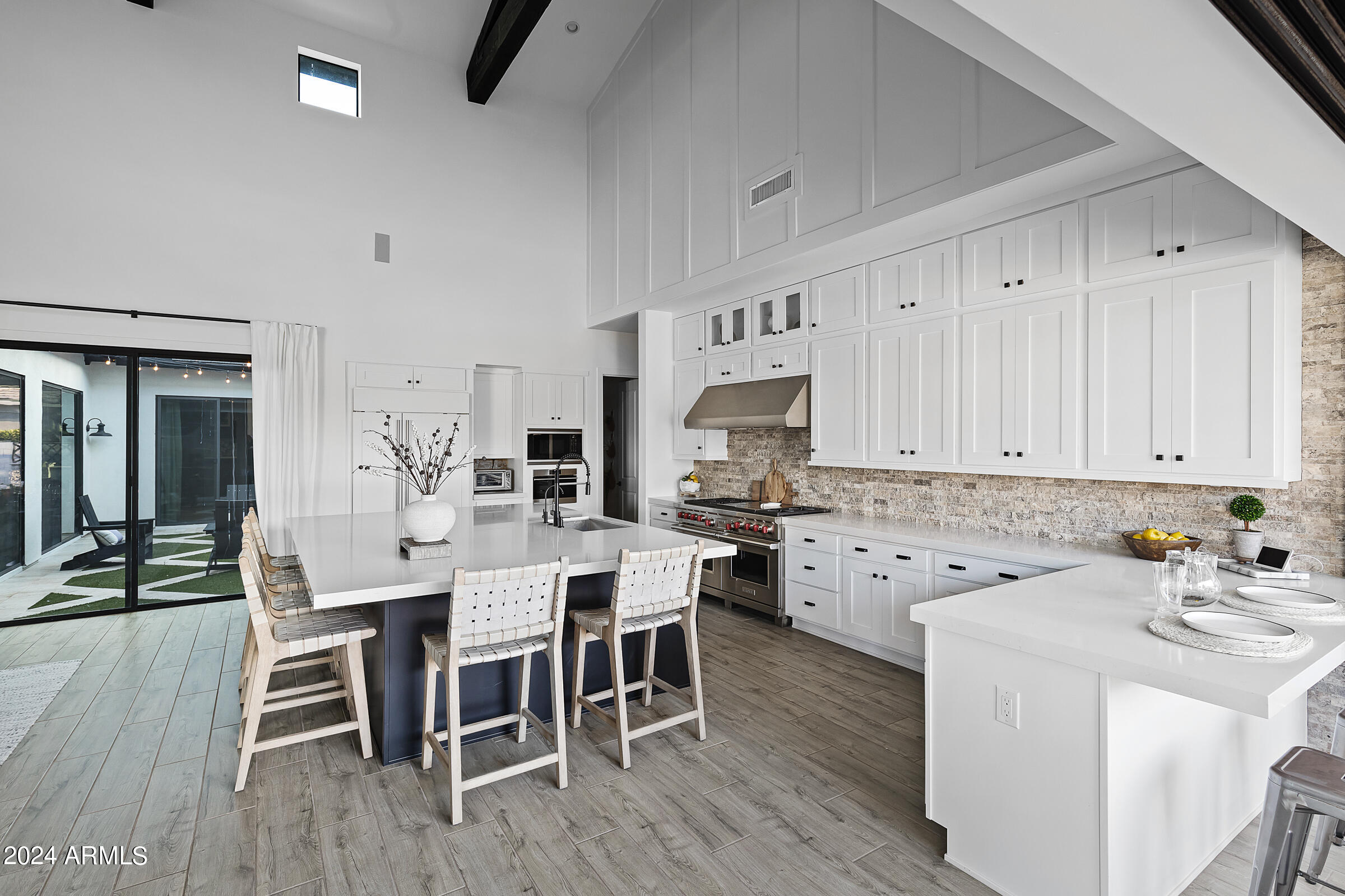 2668 E KINGBIRD Court