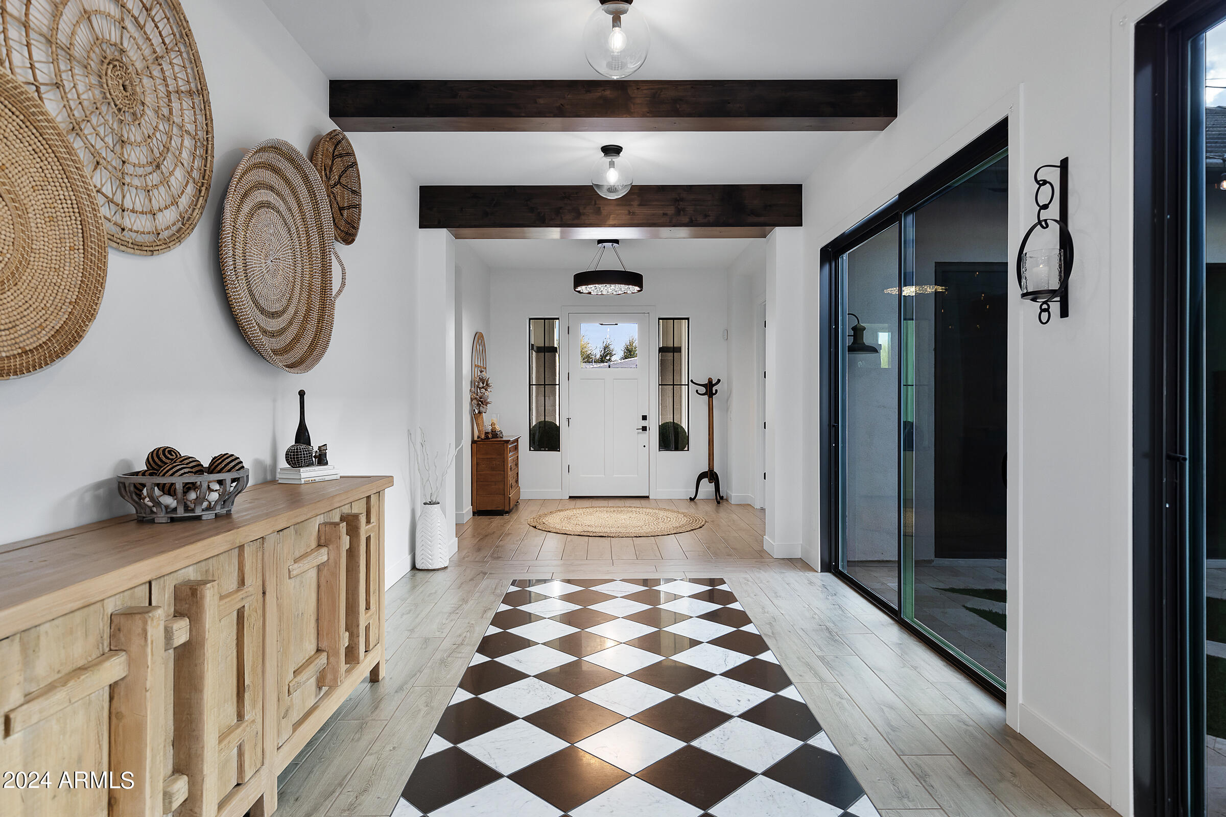 2668 E KINGBIRD Court