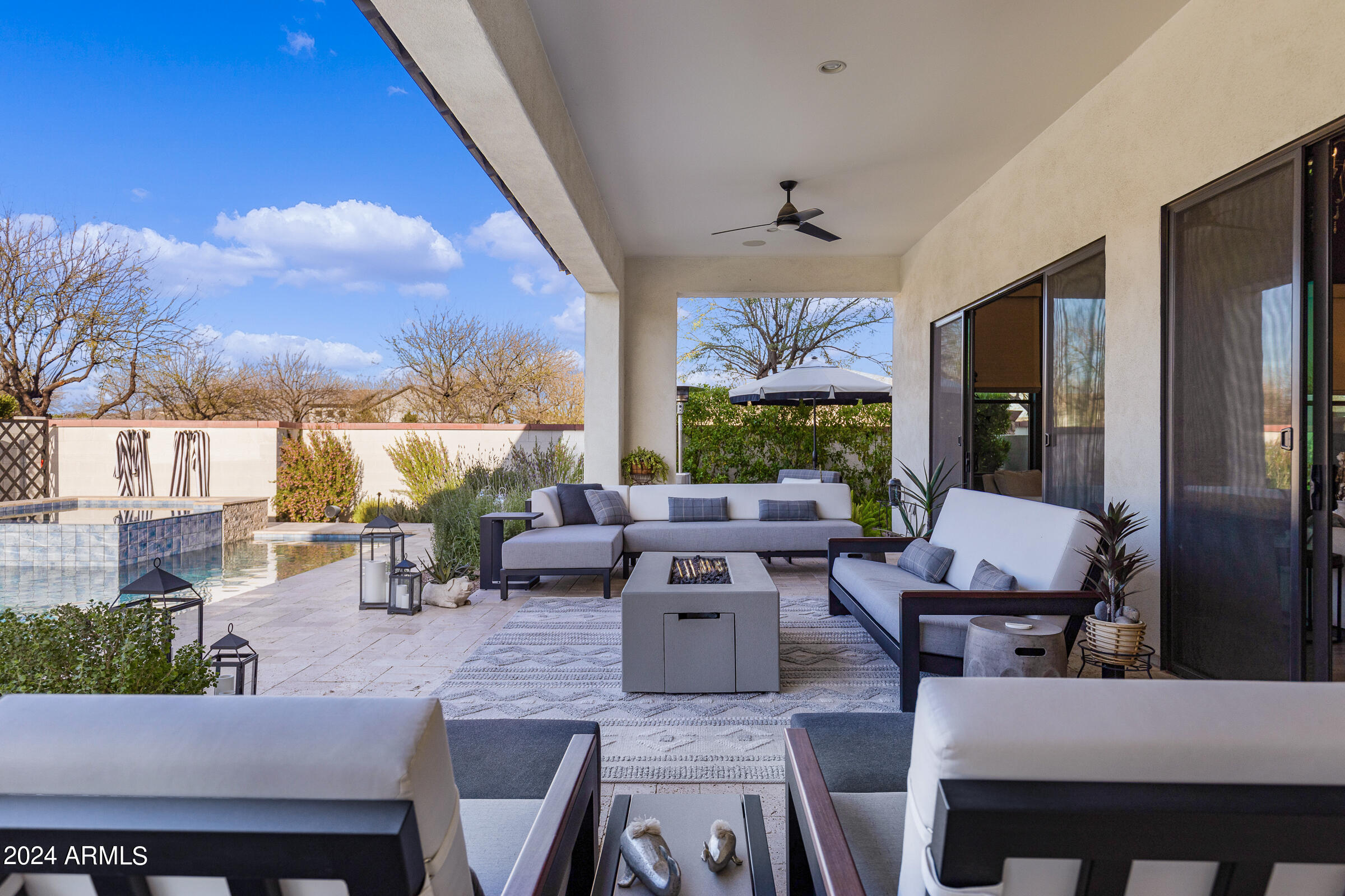 2668 E KINGBIRD Court