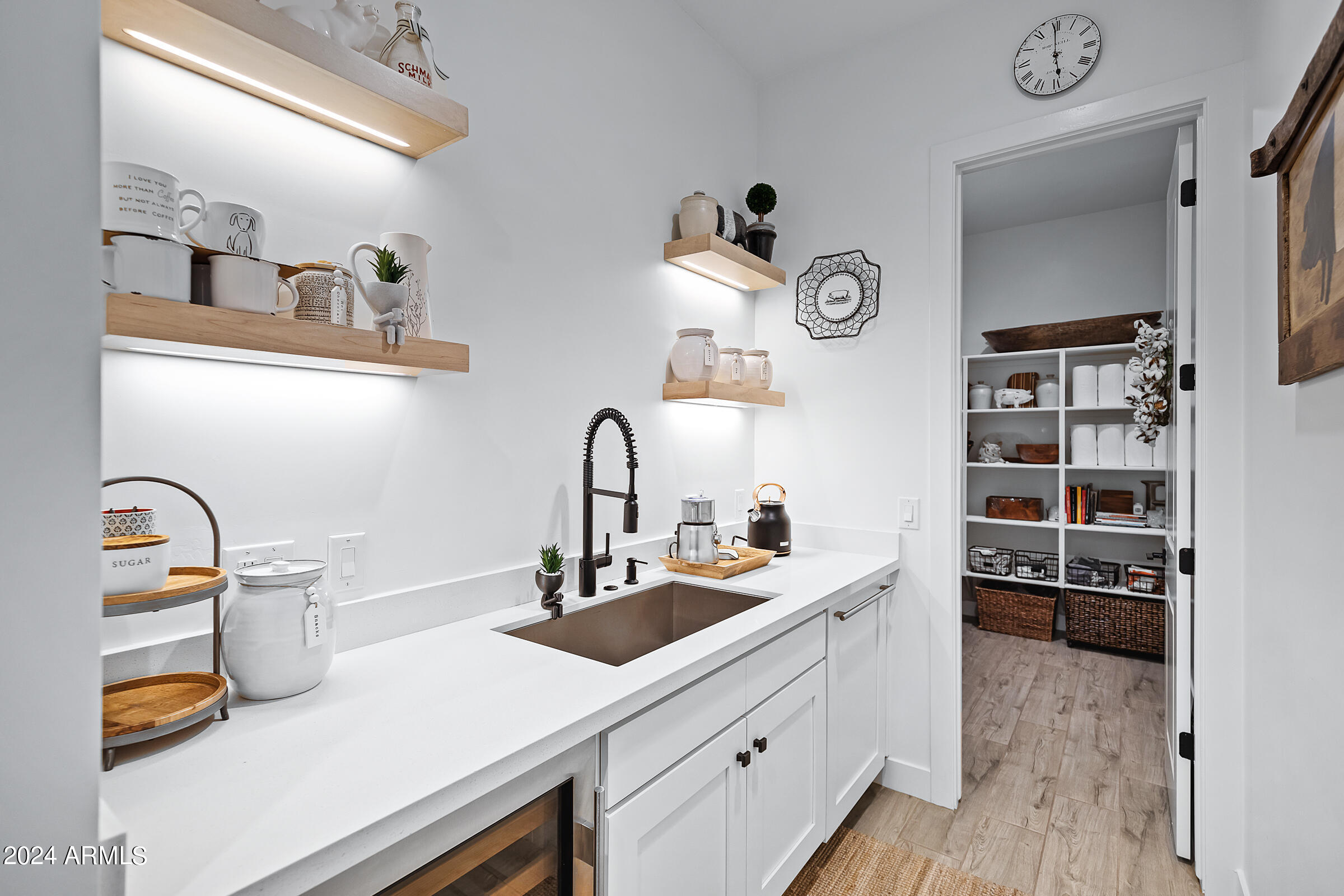 2668 E KINGBIRD Court