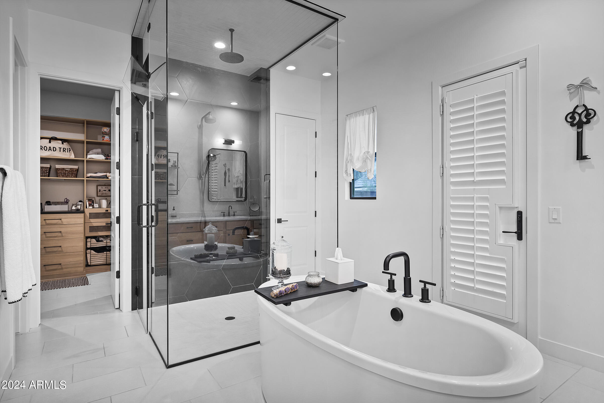 2668 E KINGBIRD Court