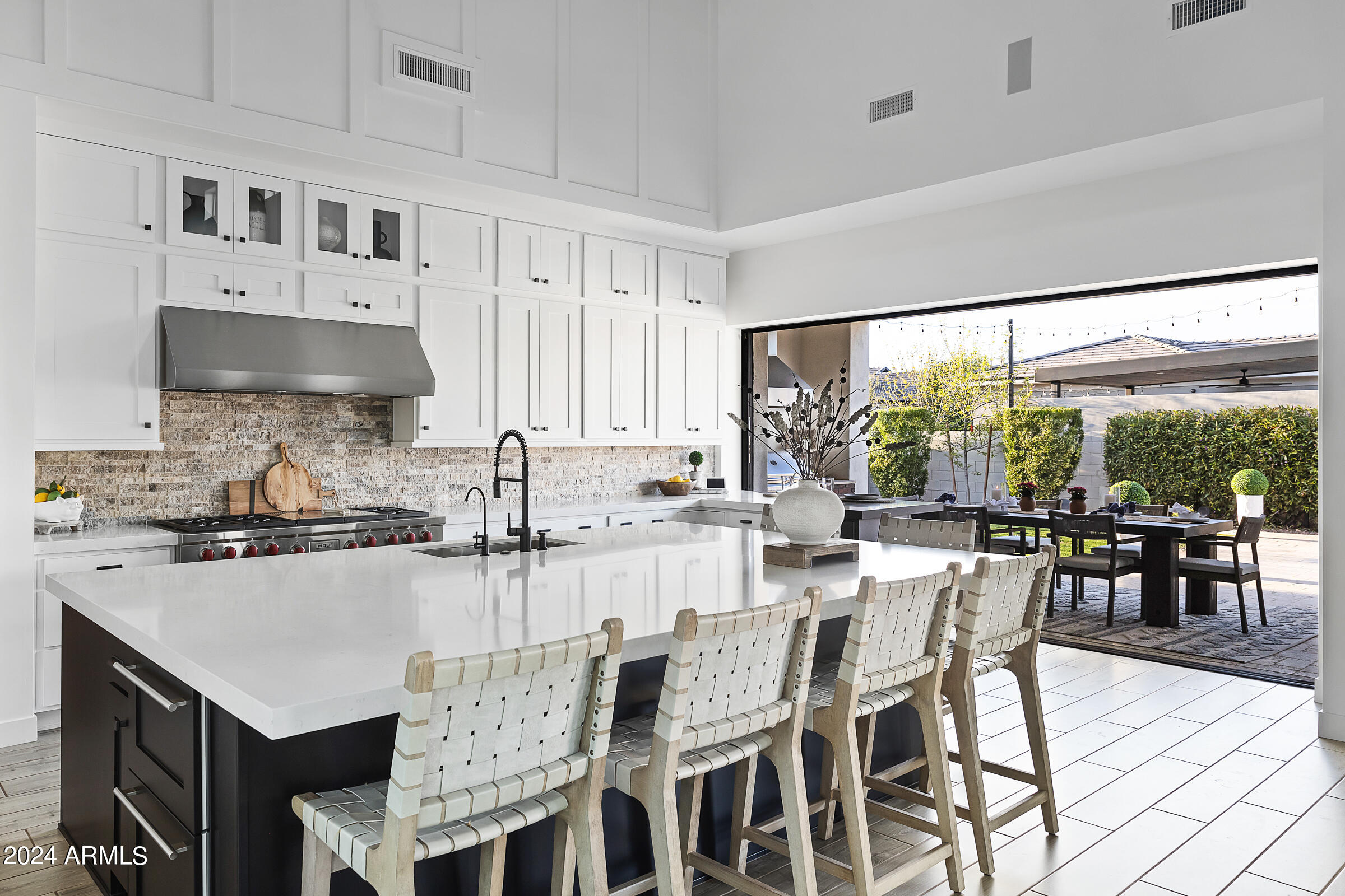 2668 E KINGBIRD Court