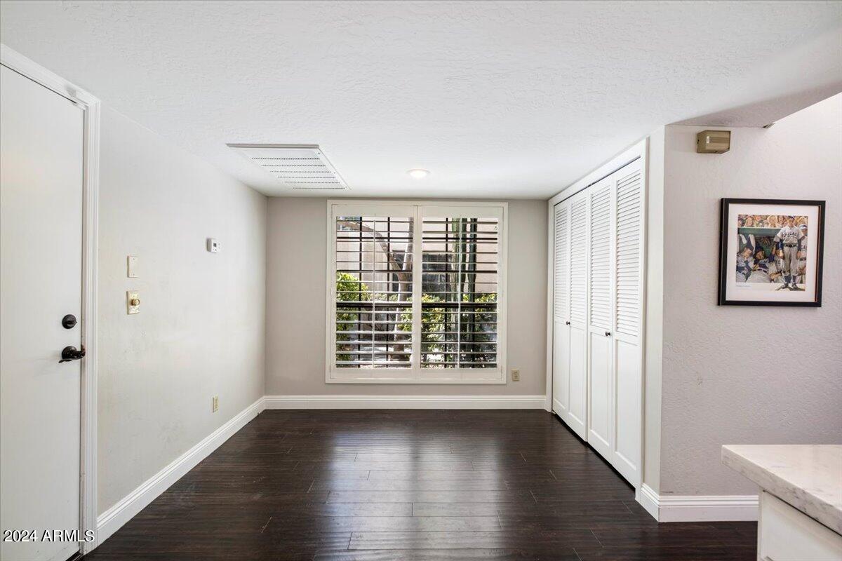 7800 E LINCOLN Drive # 1074