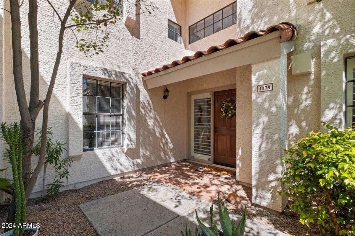 7800 E LINCOLN Drive # 1074