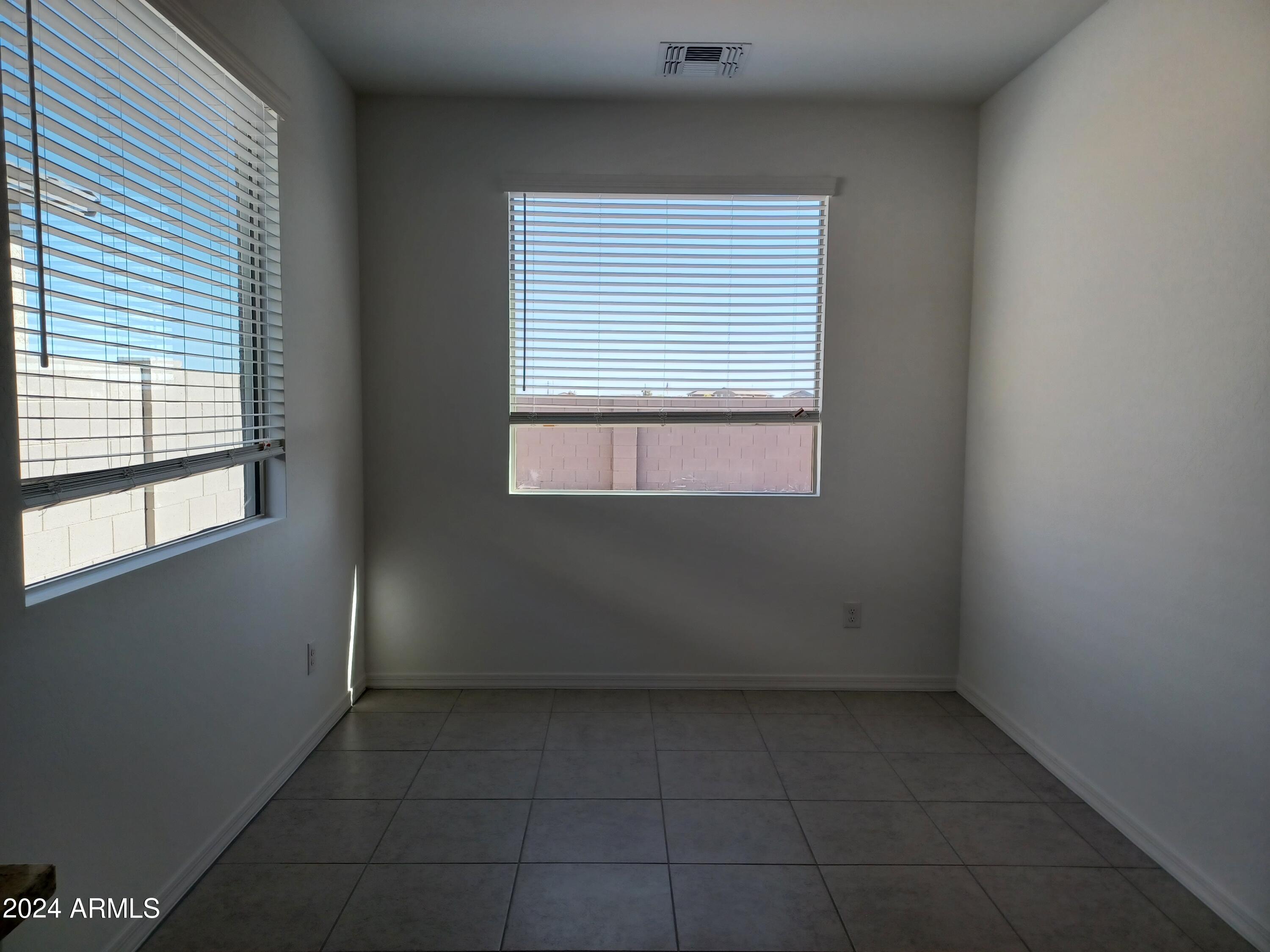 36341 W SAN CLEMENTE Avenue