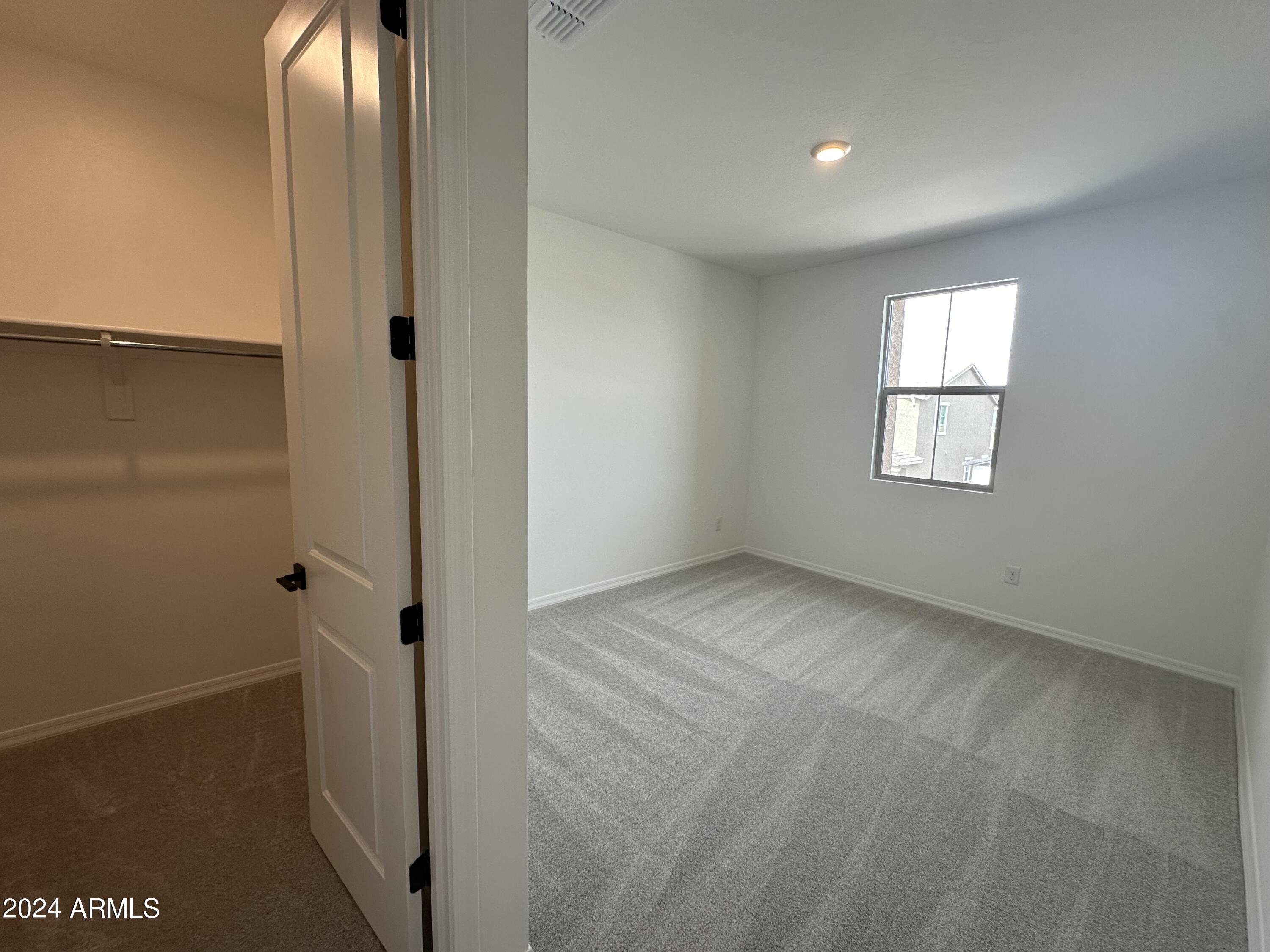 9431 E SECTOR Drive