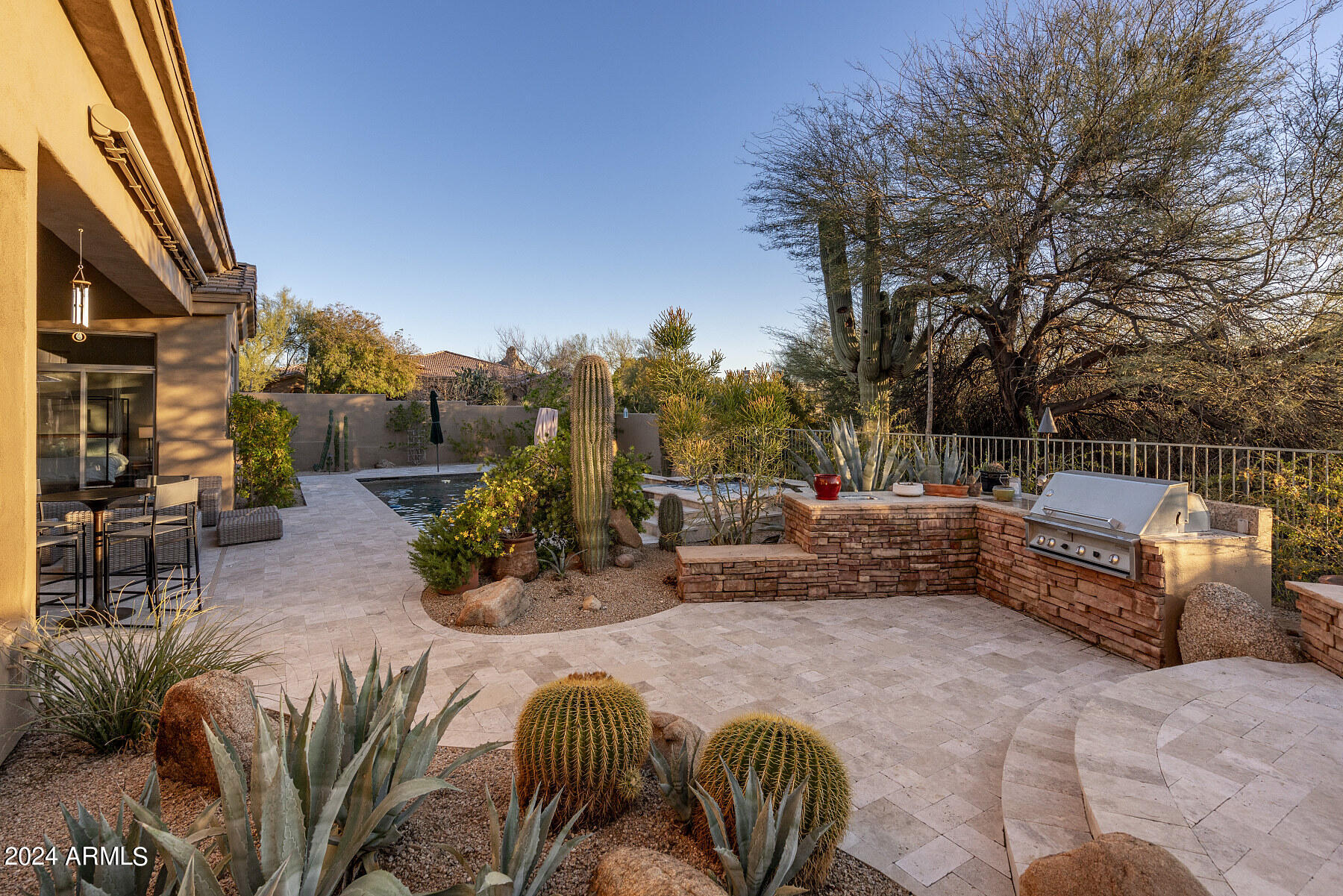 9741 E PEAK VIEW Road