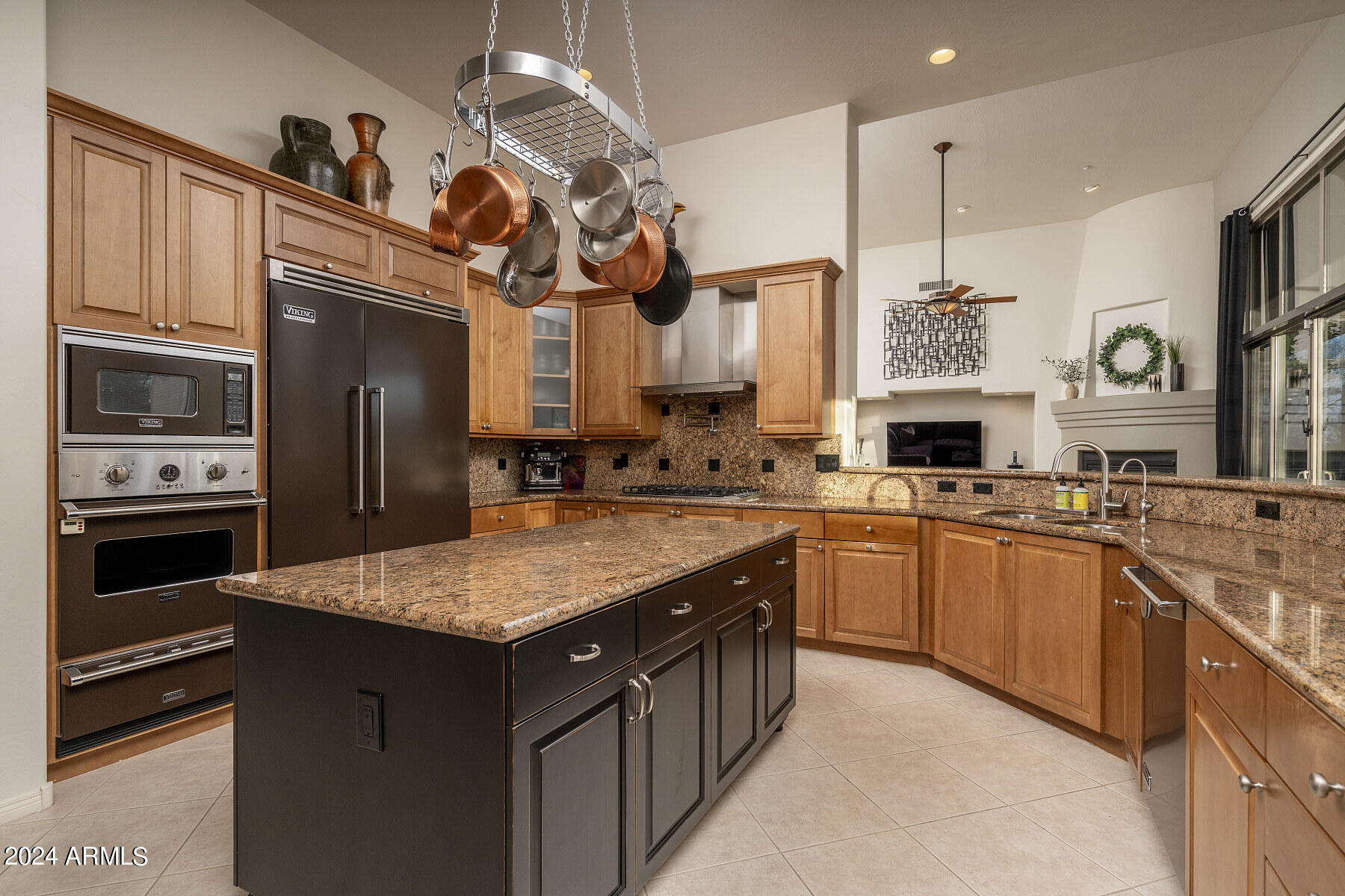 9741 E PEAK VIEW Road