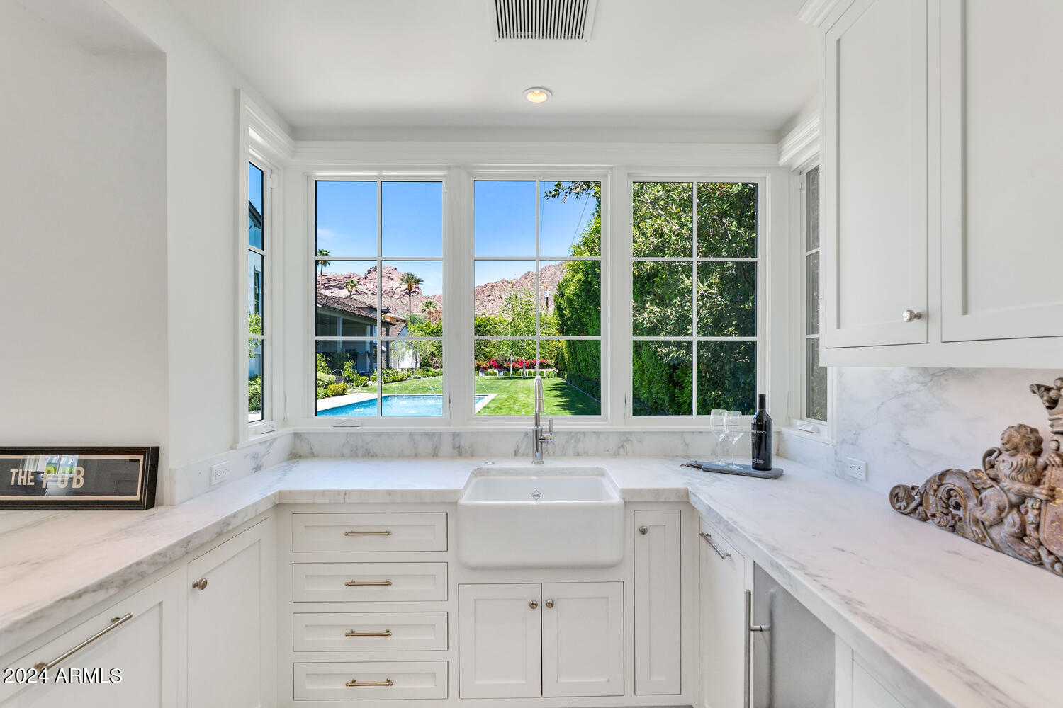 4615 N ROYAL PALM Circle