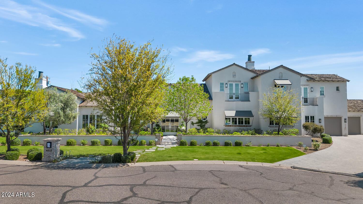 4615 N ROYAL PALM Circle