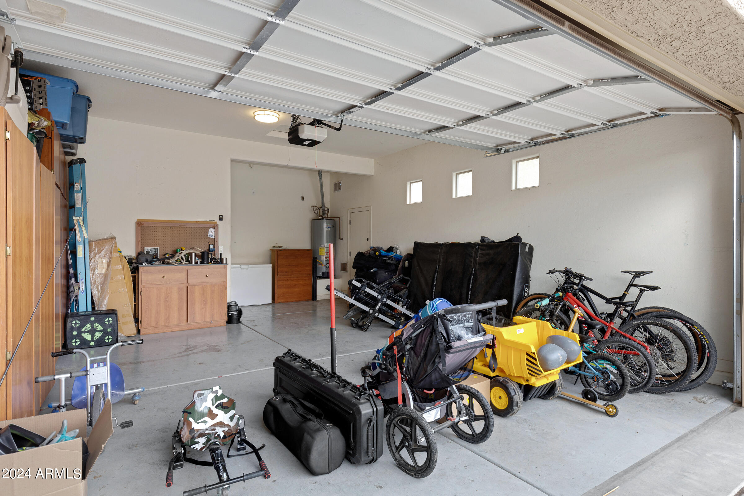 20244 E VIA DE COLINA --