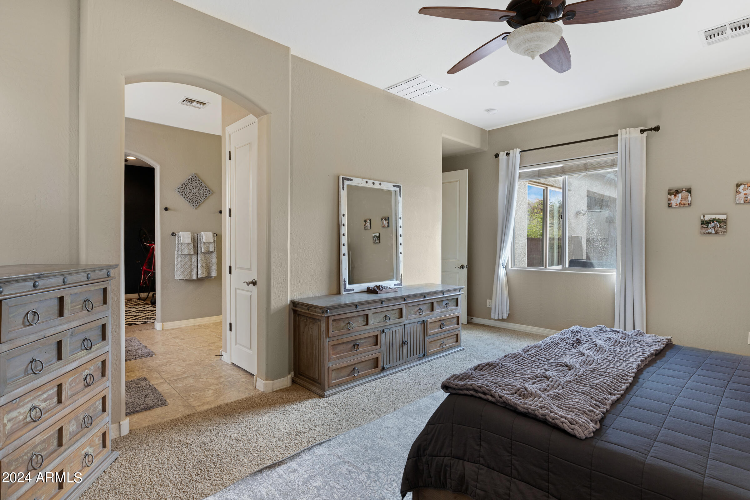 20244 E VIA DE COLINA --