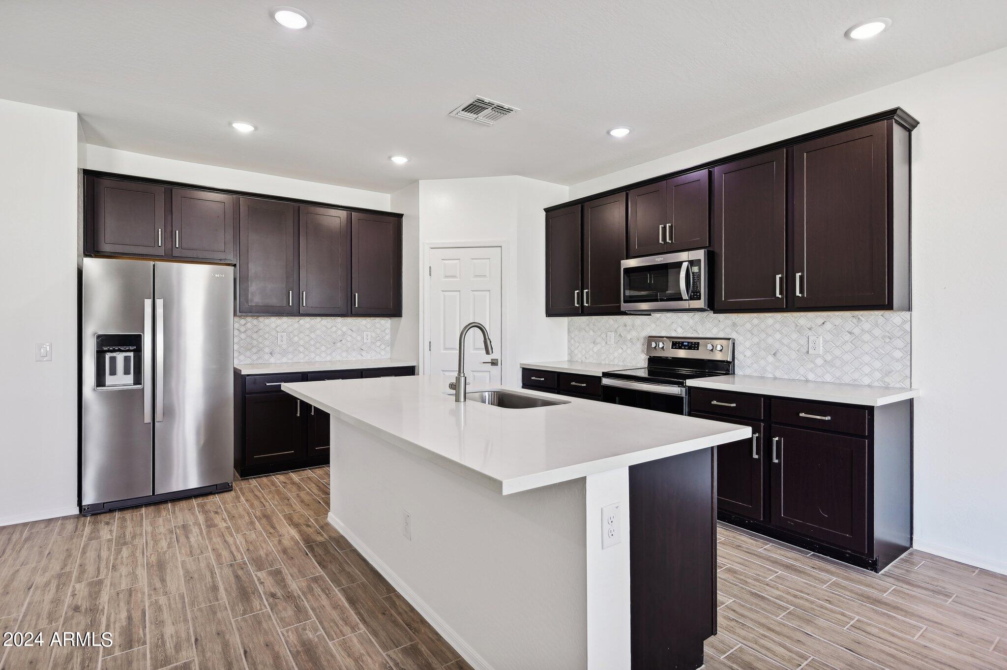 24088 W HIDALGO Avenue