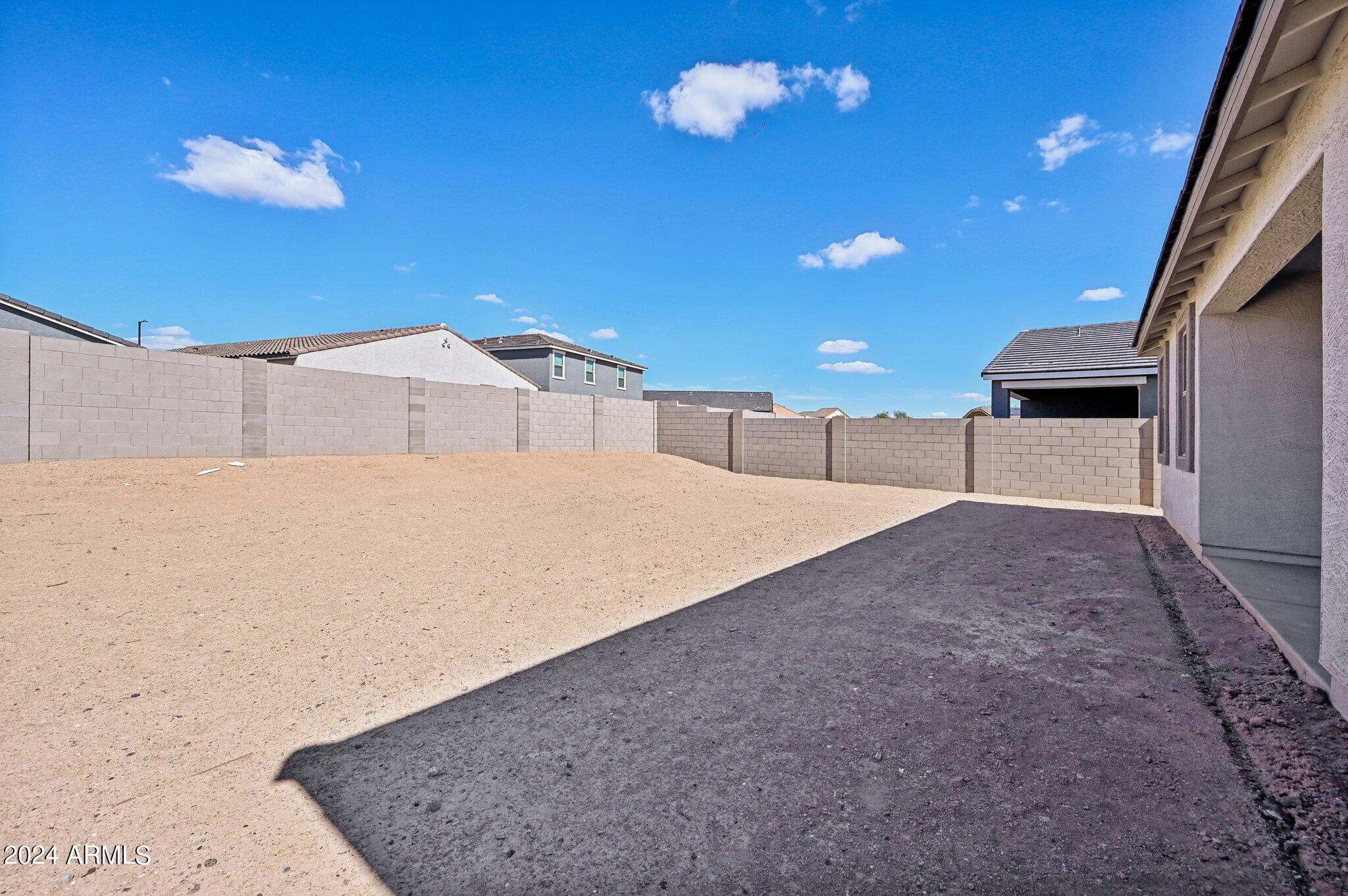 24088 W HIDALGO Avenue