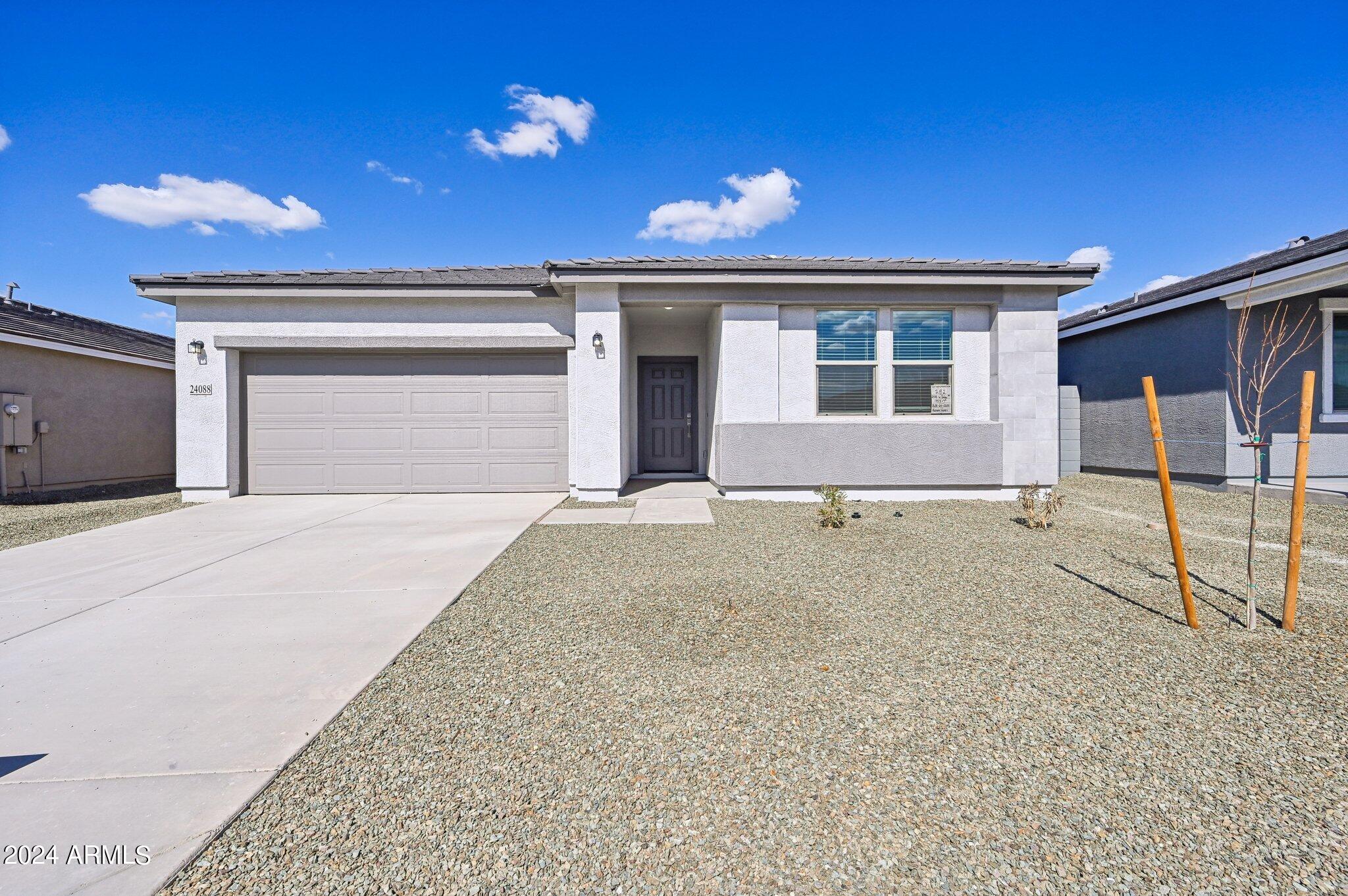 24088 W HIDALGO Avenue