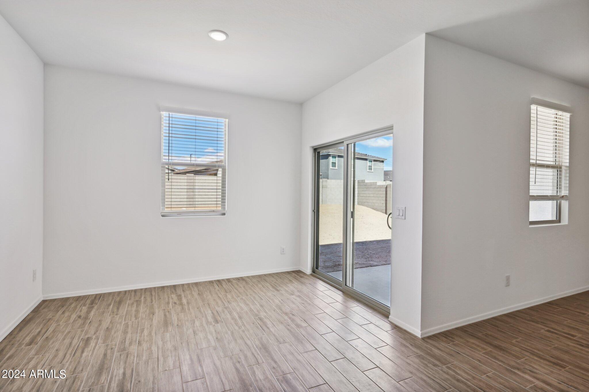 24088 W HIDALGO Avenue