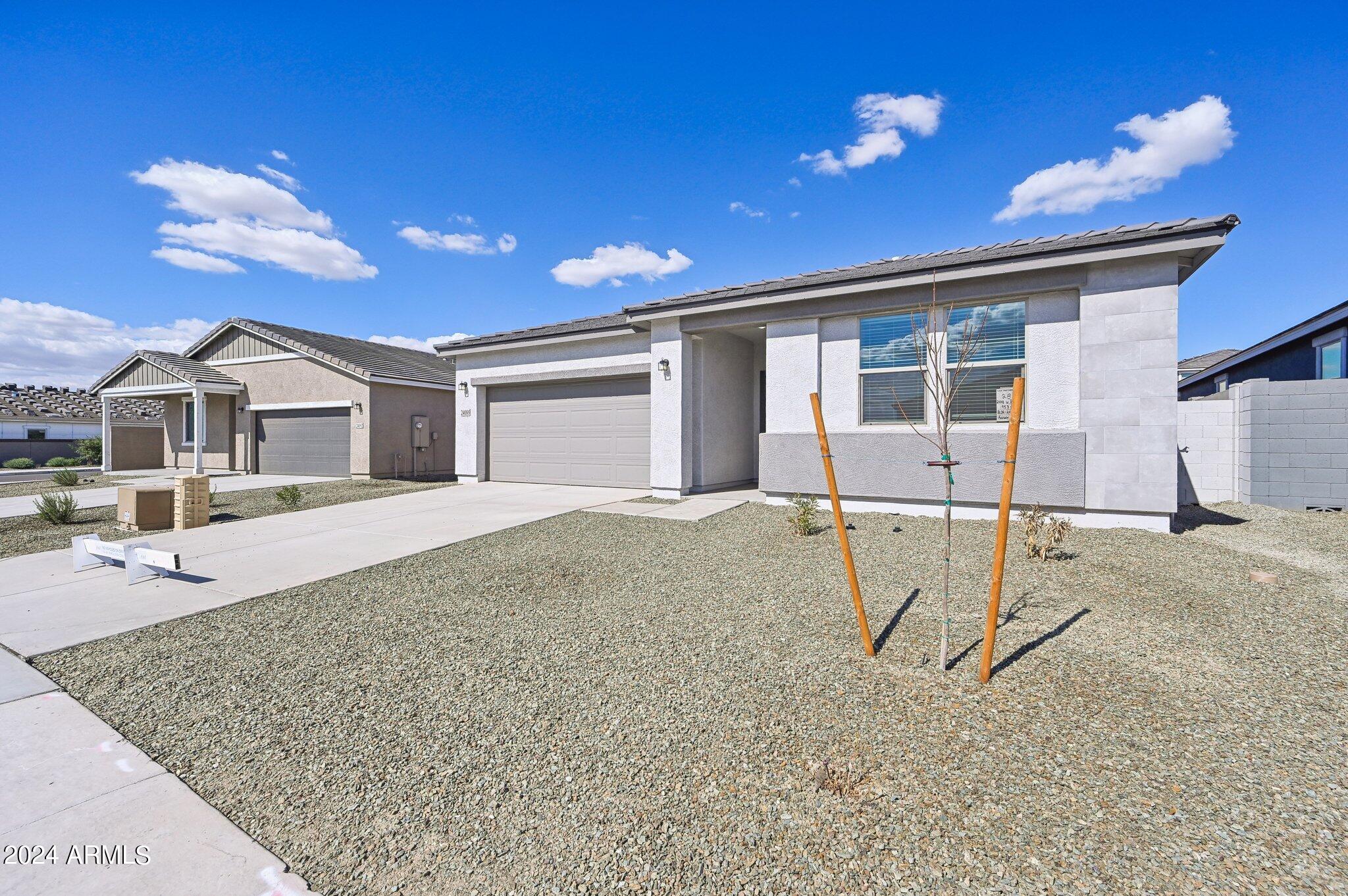 24088 W HIDALGO Avenue