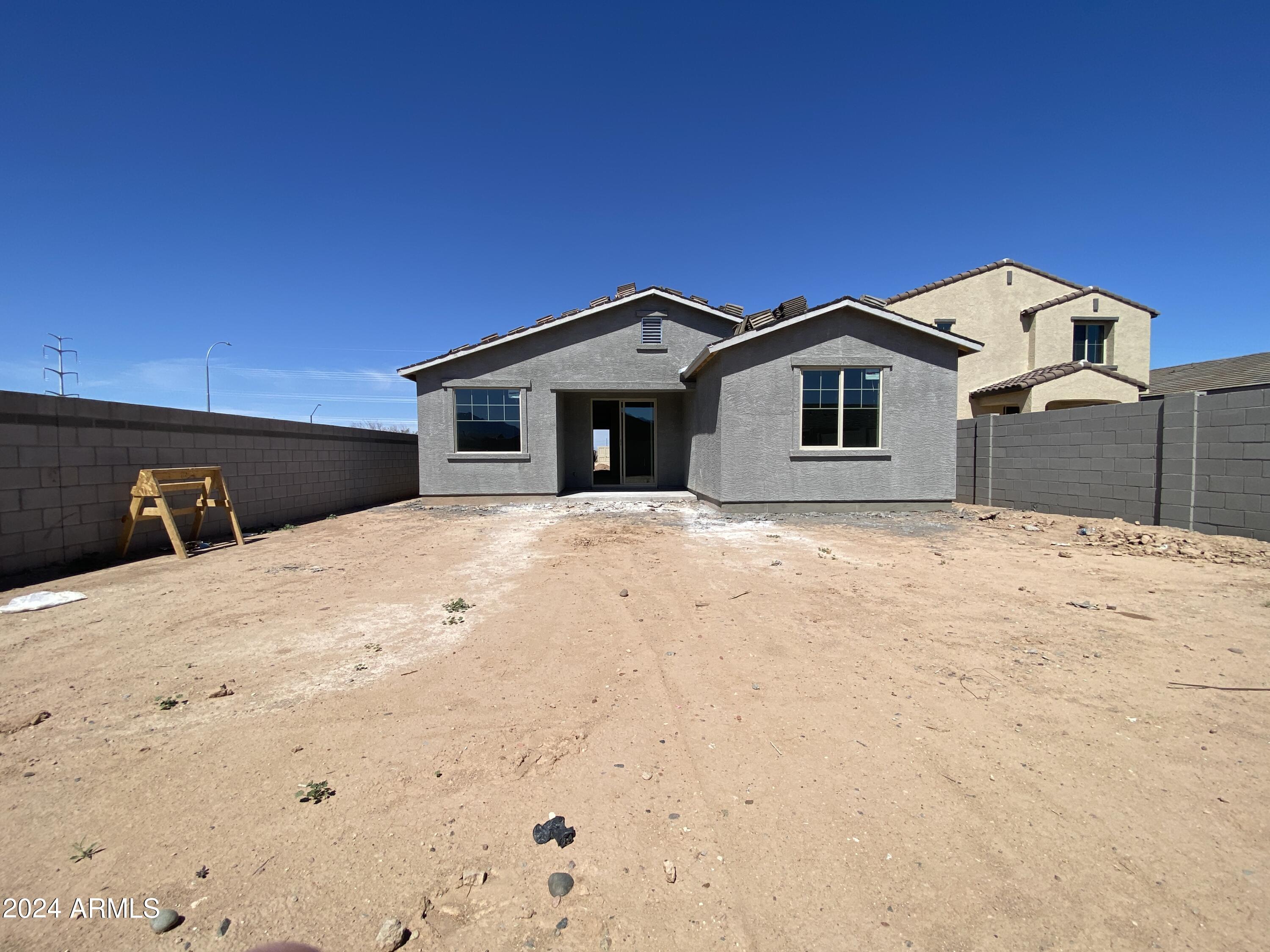 10819 W LUXTON Lane