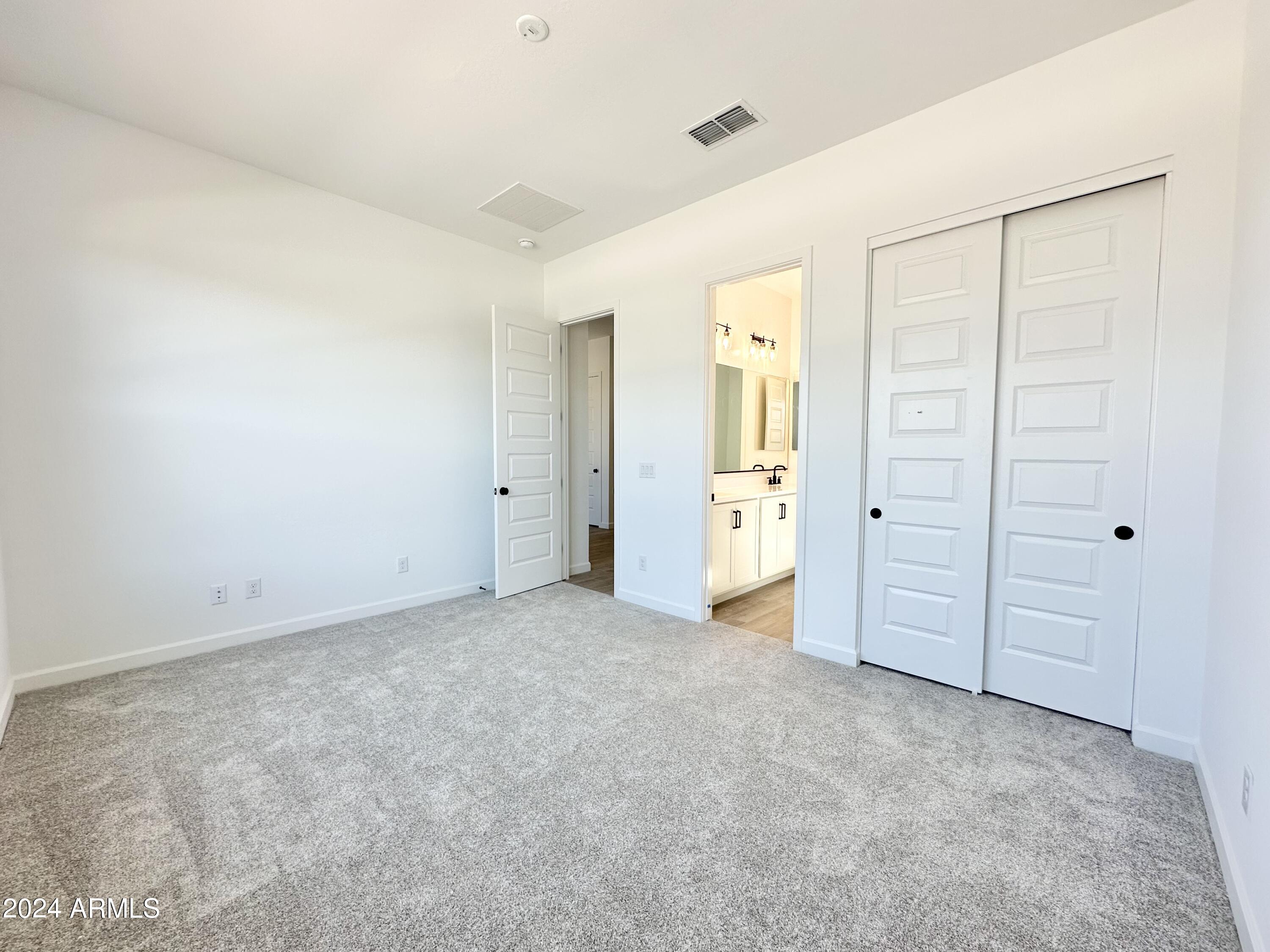 22645 E LORDS Way