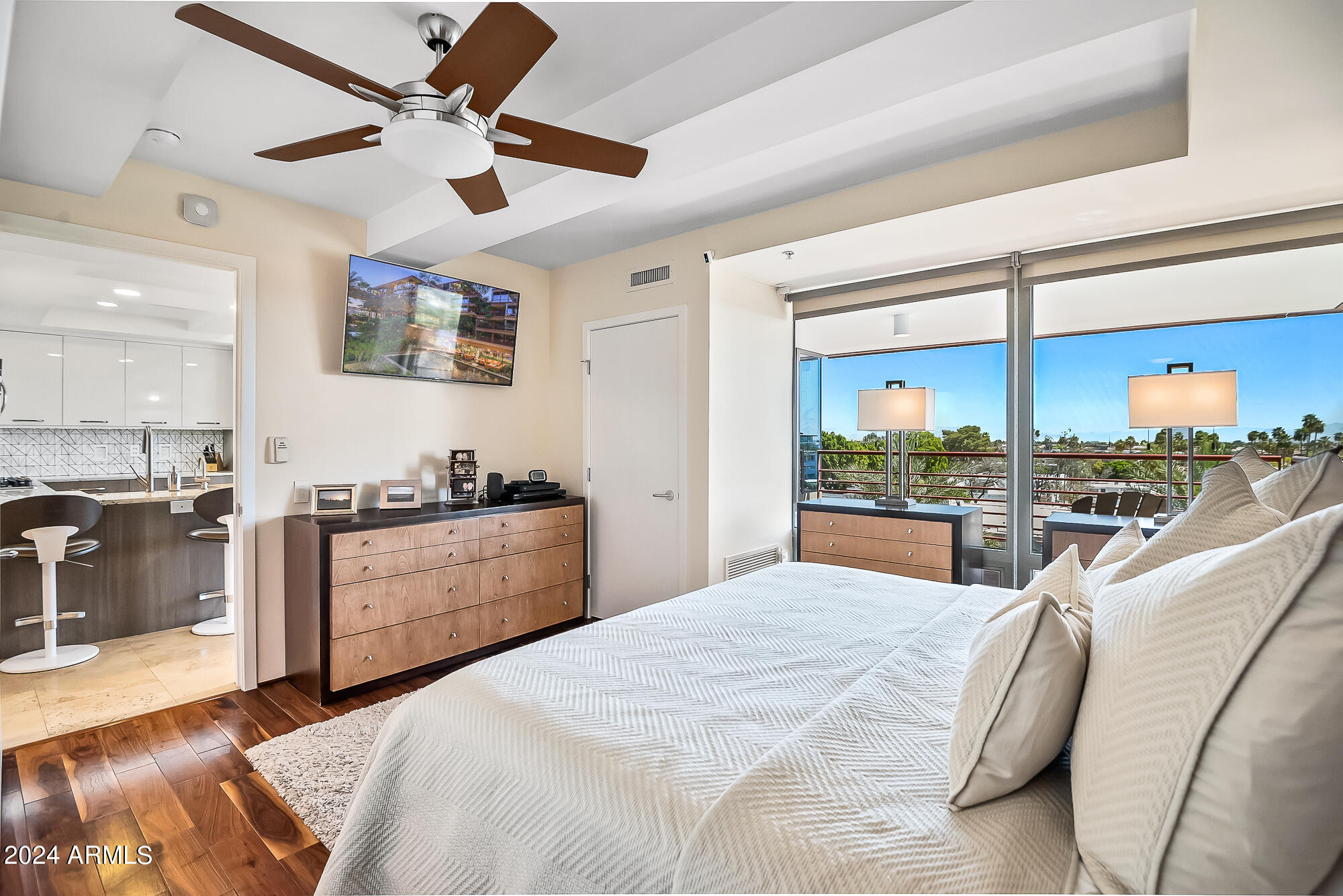 7167 E RANCHO VISTA Drive # 5009