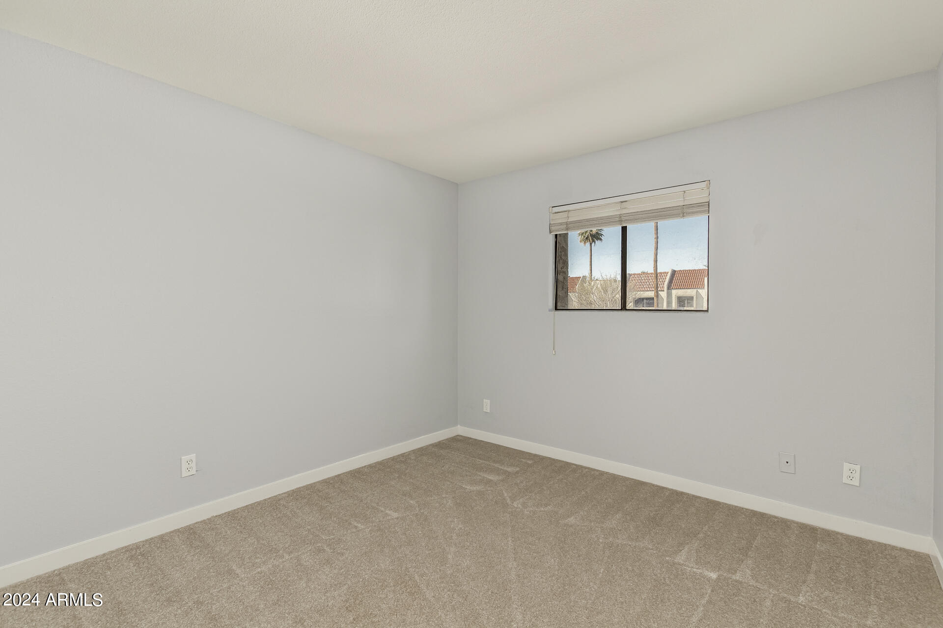 2524 S EL PARADISO -- # 114