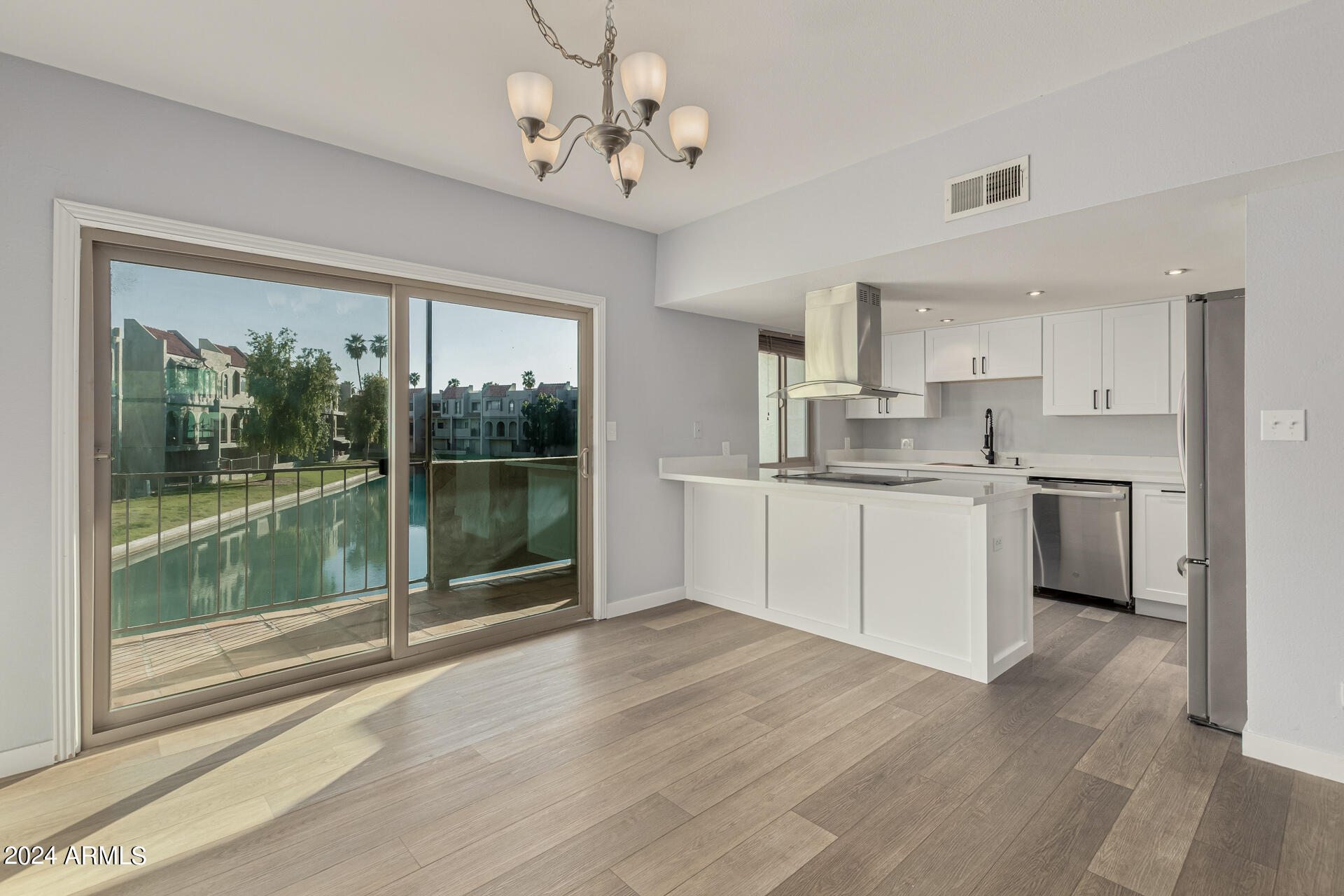 2524 S EL PARADISO -- # 114