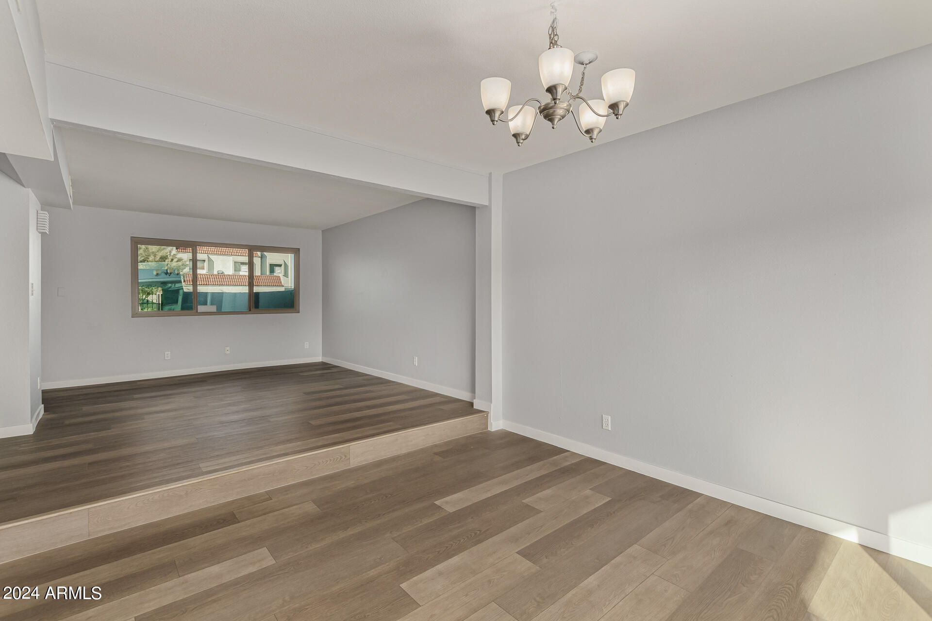 2524 S EL PARADISO -- # 114