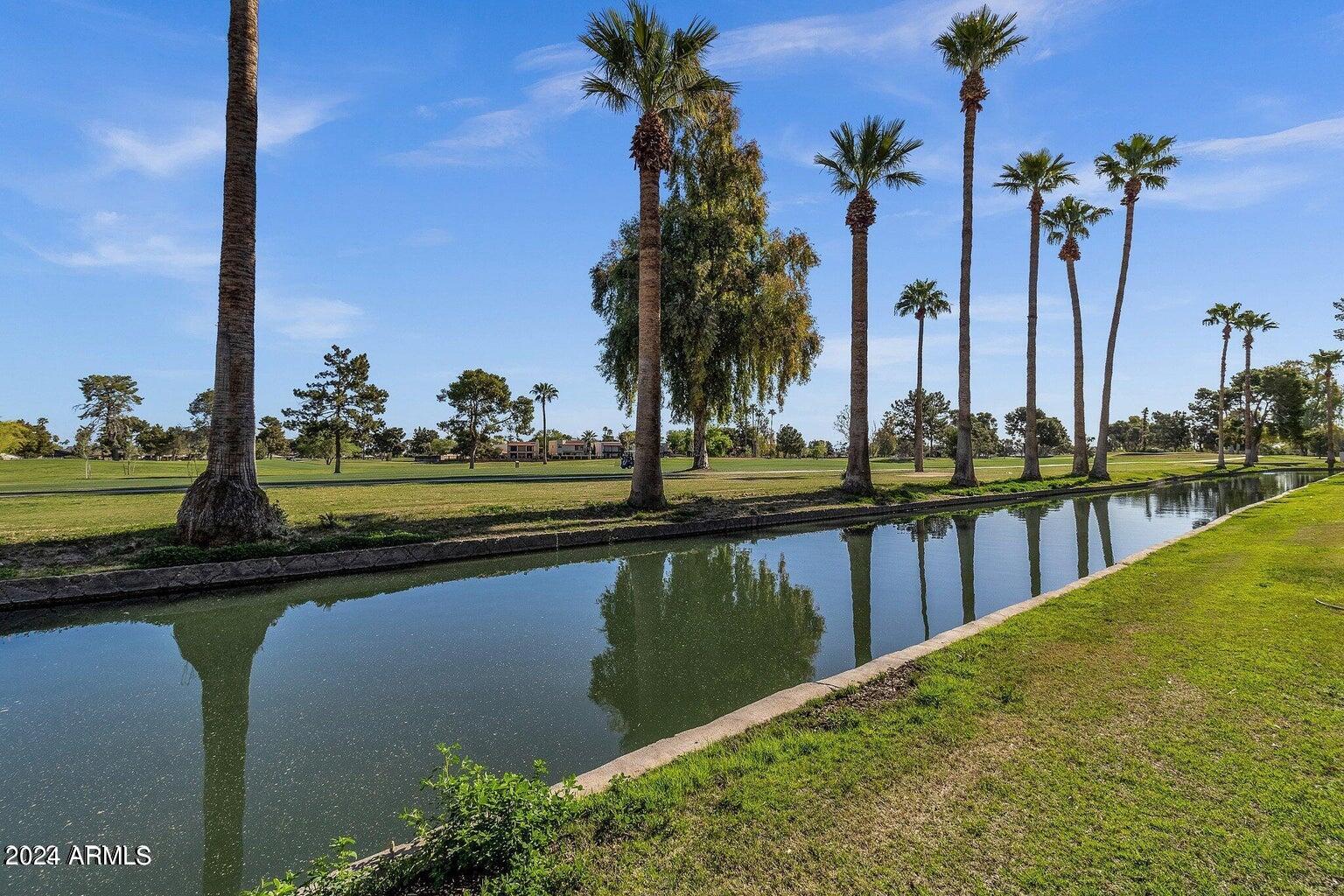 2524 S EL PARADISO -- # 114