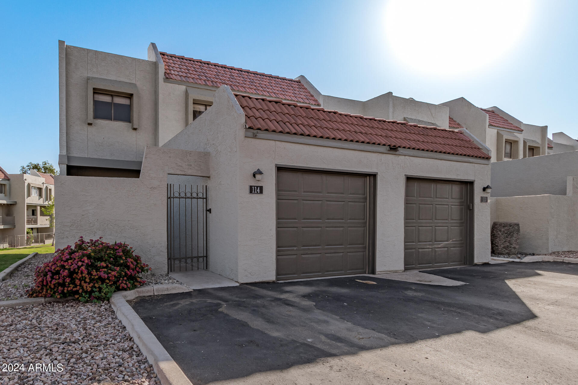 2524 S EL PARADISO -- # 114