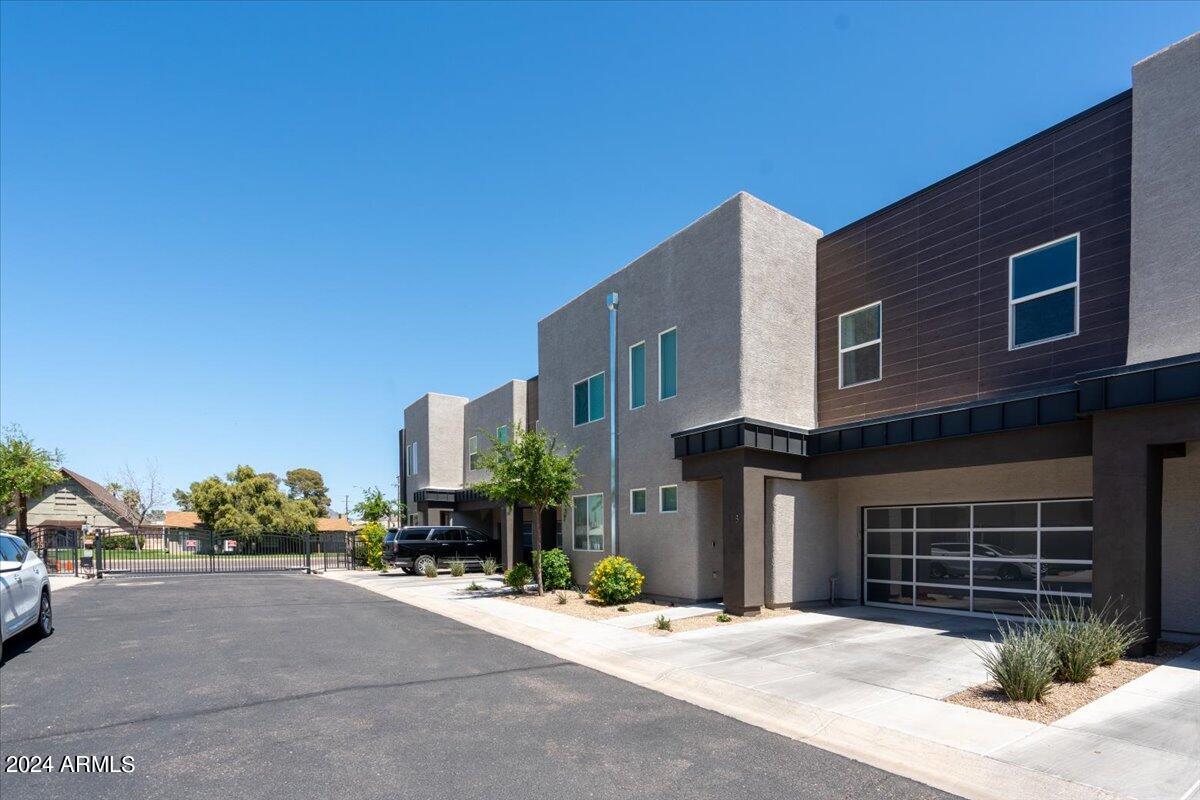 2315 E PINCHOT Avenue # 118