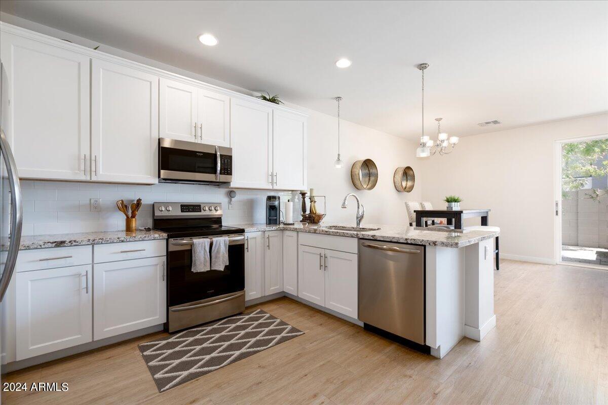2315 E PINCHOT Avenue # 118
