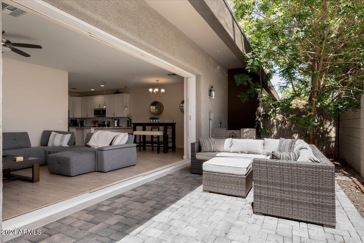 2315 E PINCHOT Avenue # 118